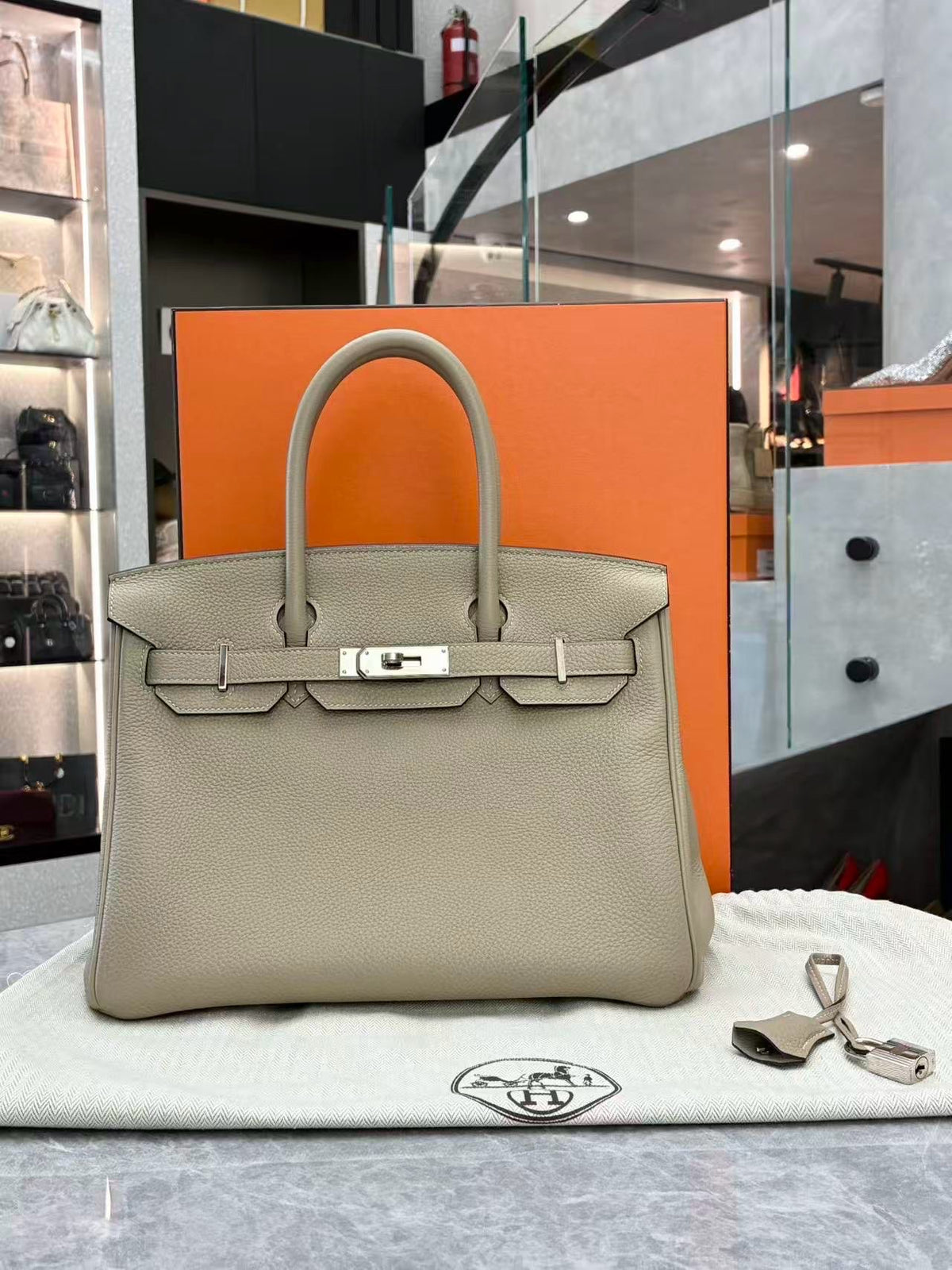 HERMÈS Birkin 30 – Etoupe Togo Leather with Palladium Hardware, T Stamp, Excellent Pre-Owned