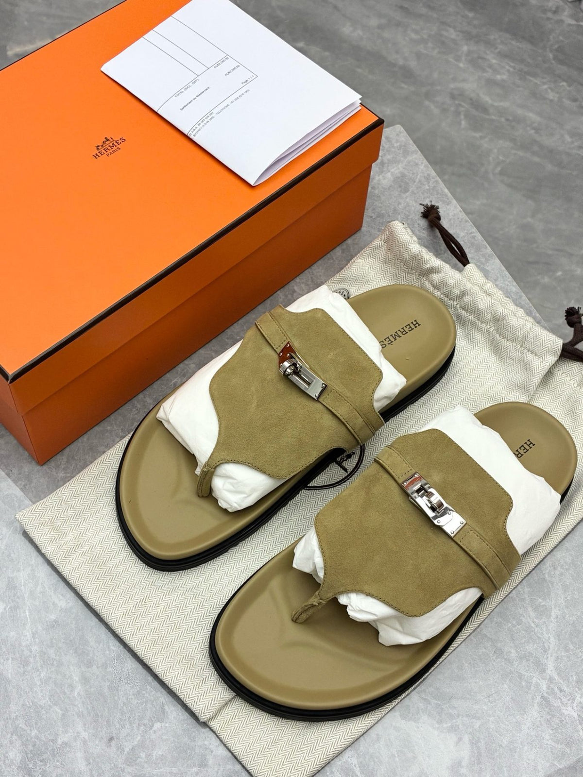 HERMÈS Empire Kelly Sandals – Beige Albâtre Suede with Removable Kelly Strap, Size 40, Brand New
