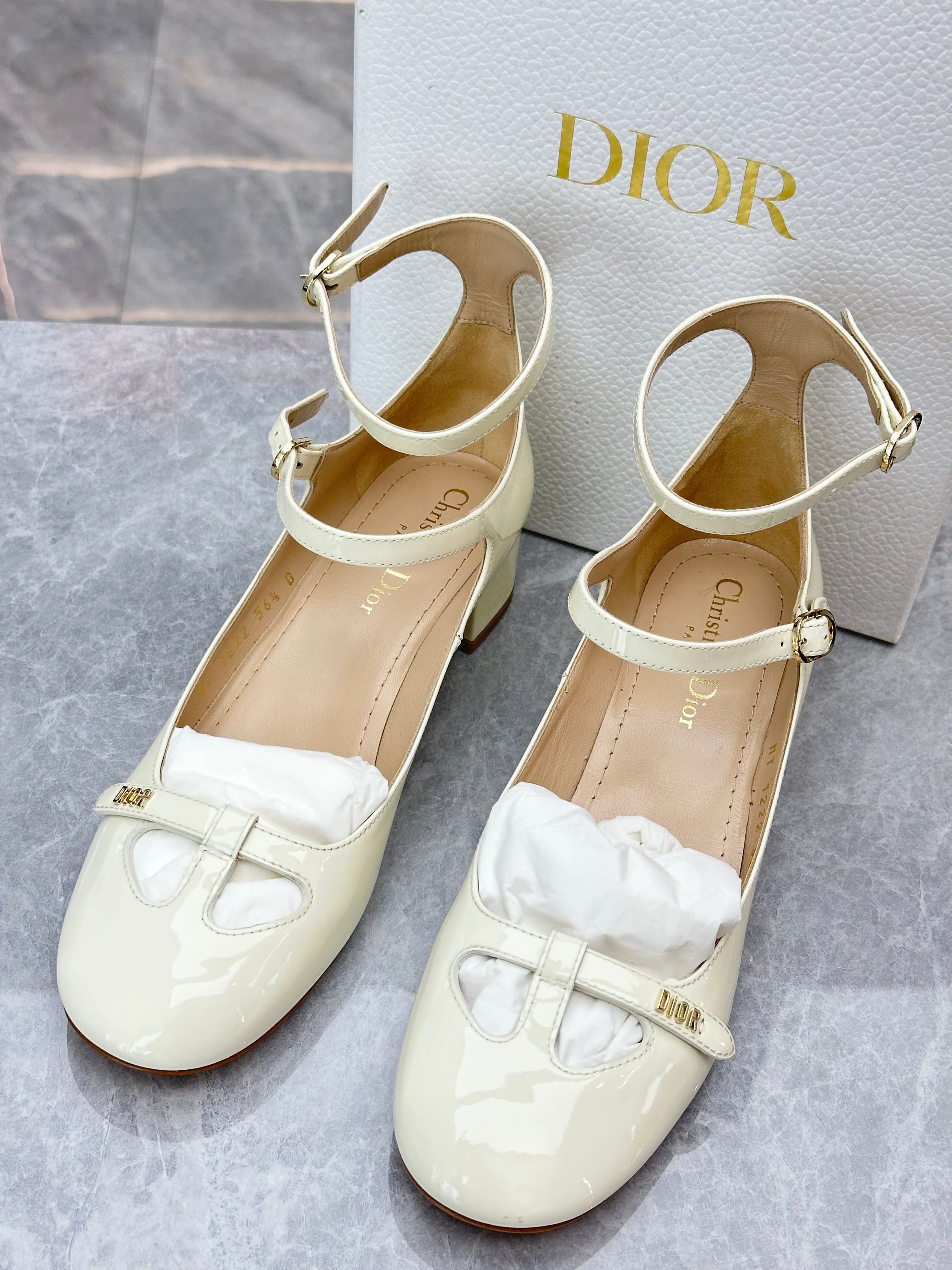 DIOR Ballet flats EU 36.5 Patent leather White