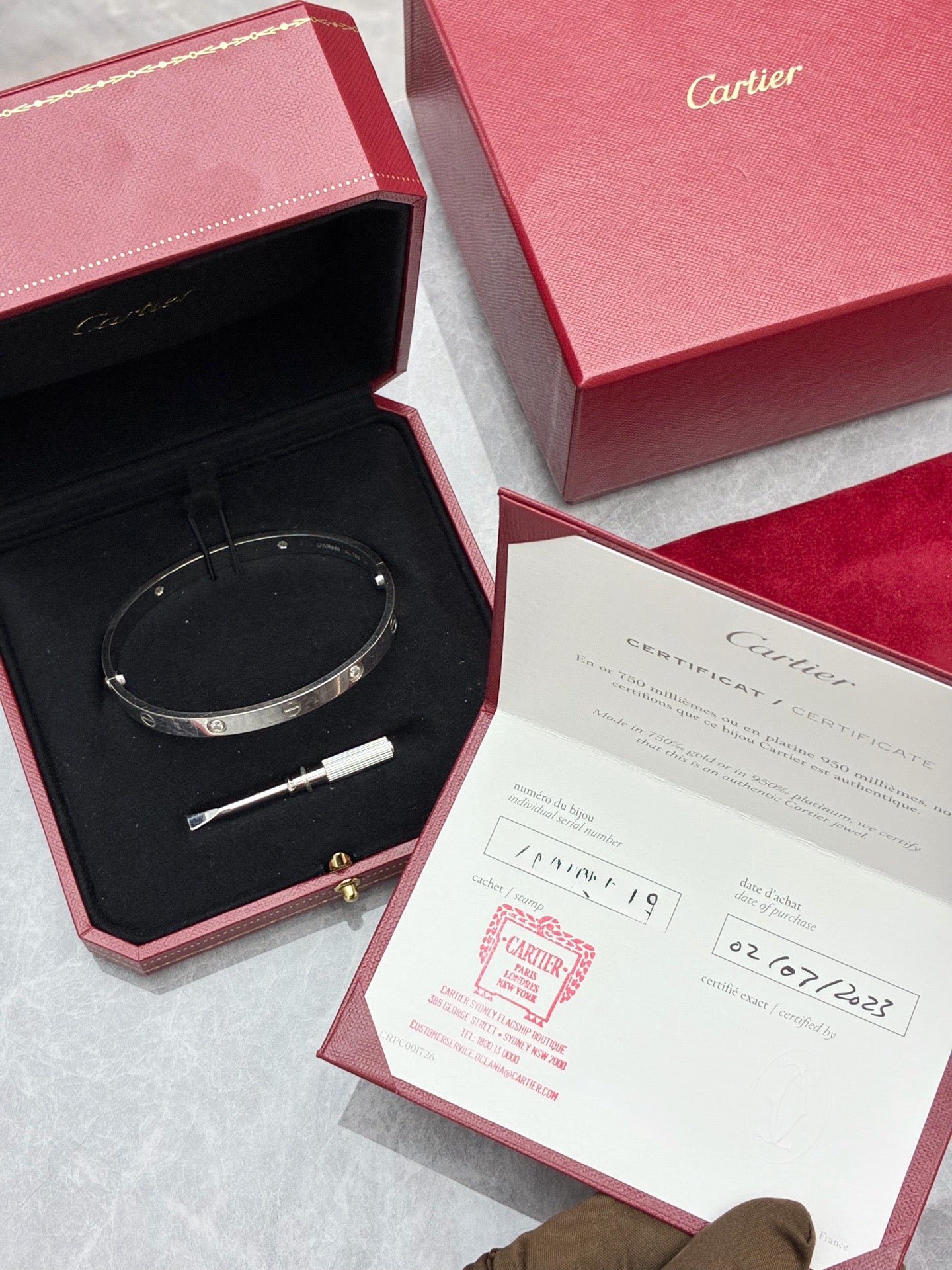 Cartier Love bracelet in white gold with matching screwdriver (four brilliant-cut diamonds)