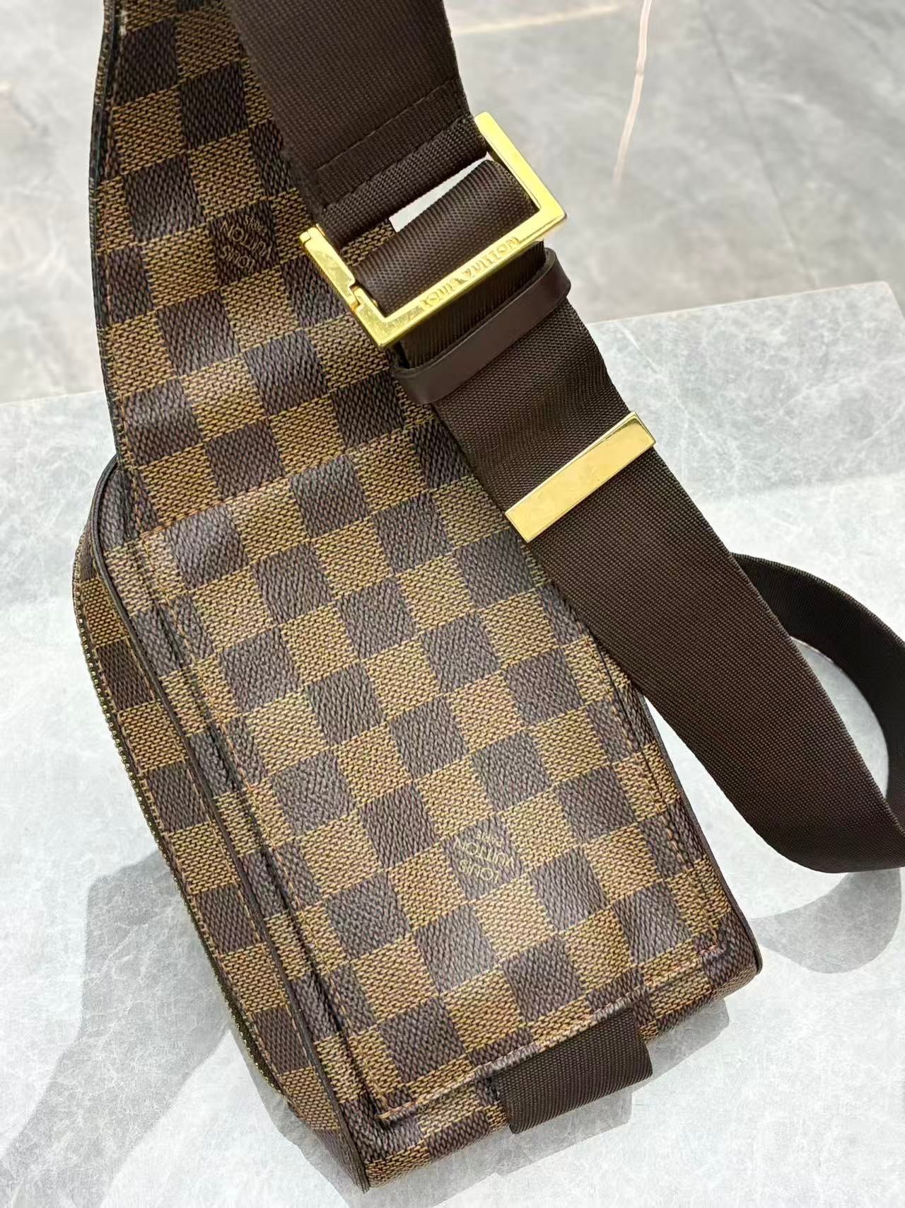 Louis Vuitton Damier Ebene Geronimos body bag