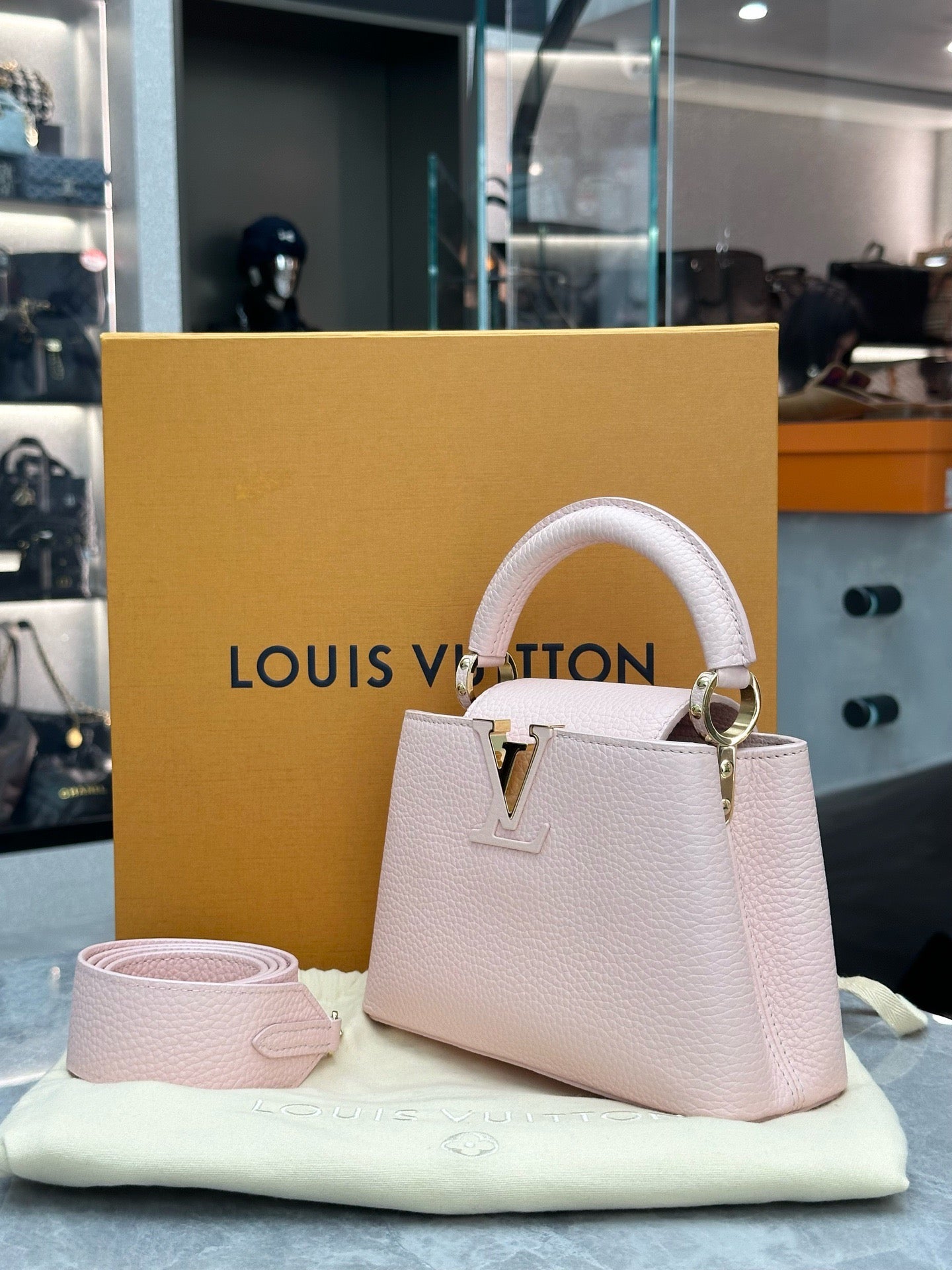 Louis Vuitton Capucines BB bag in Pink Jasmin Taurillon leather