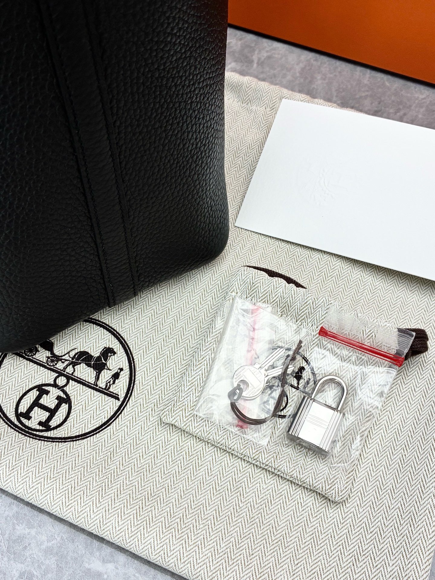 Hermès Picotin Lock 18 bag (K stamp)