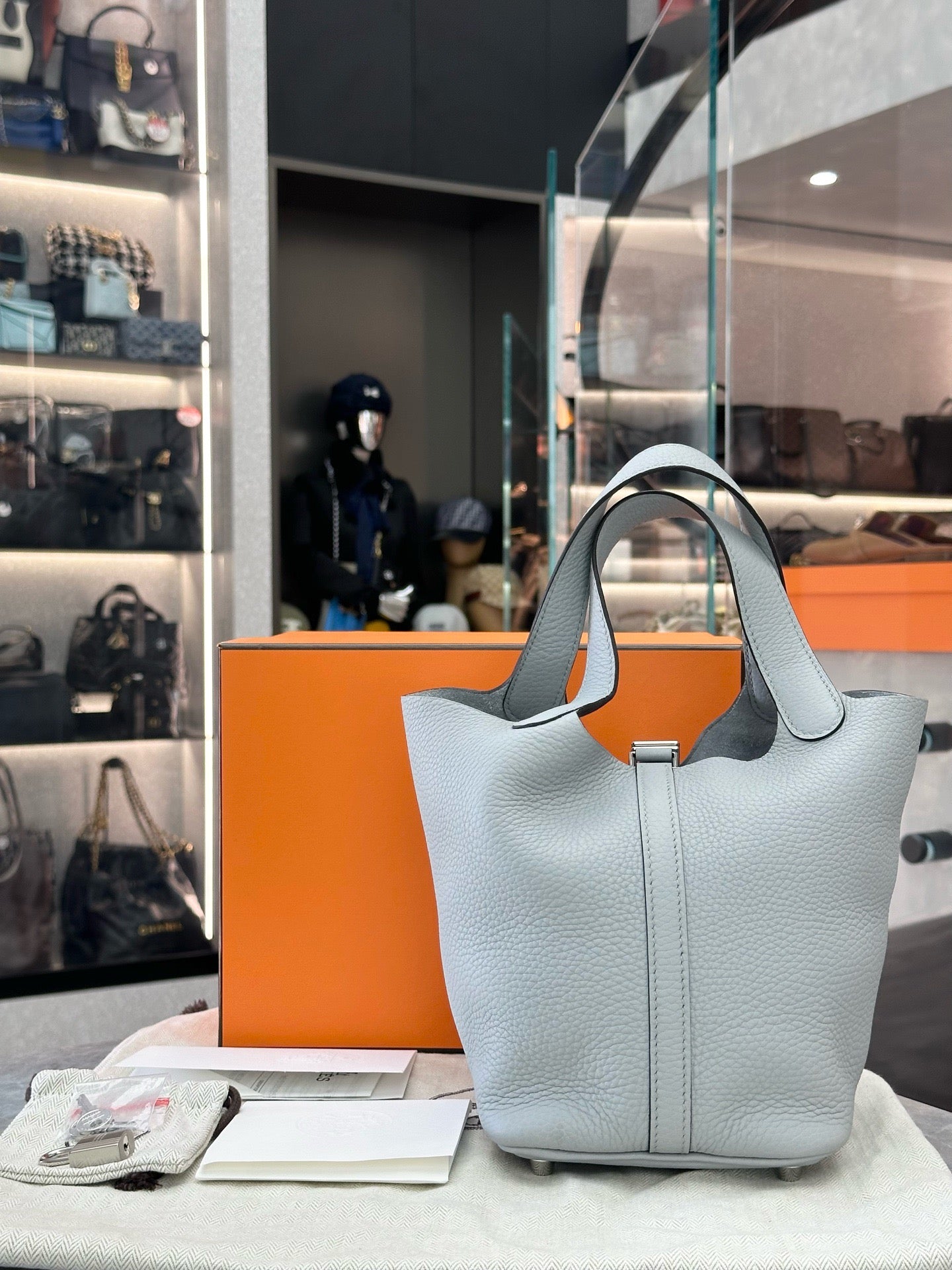 Hermès Picotin Lock 18 bag (K stamp)