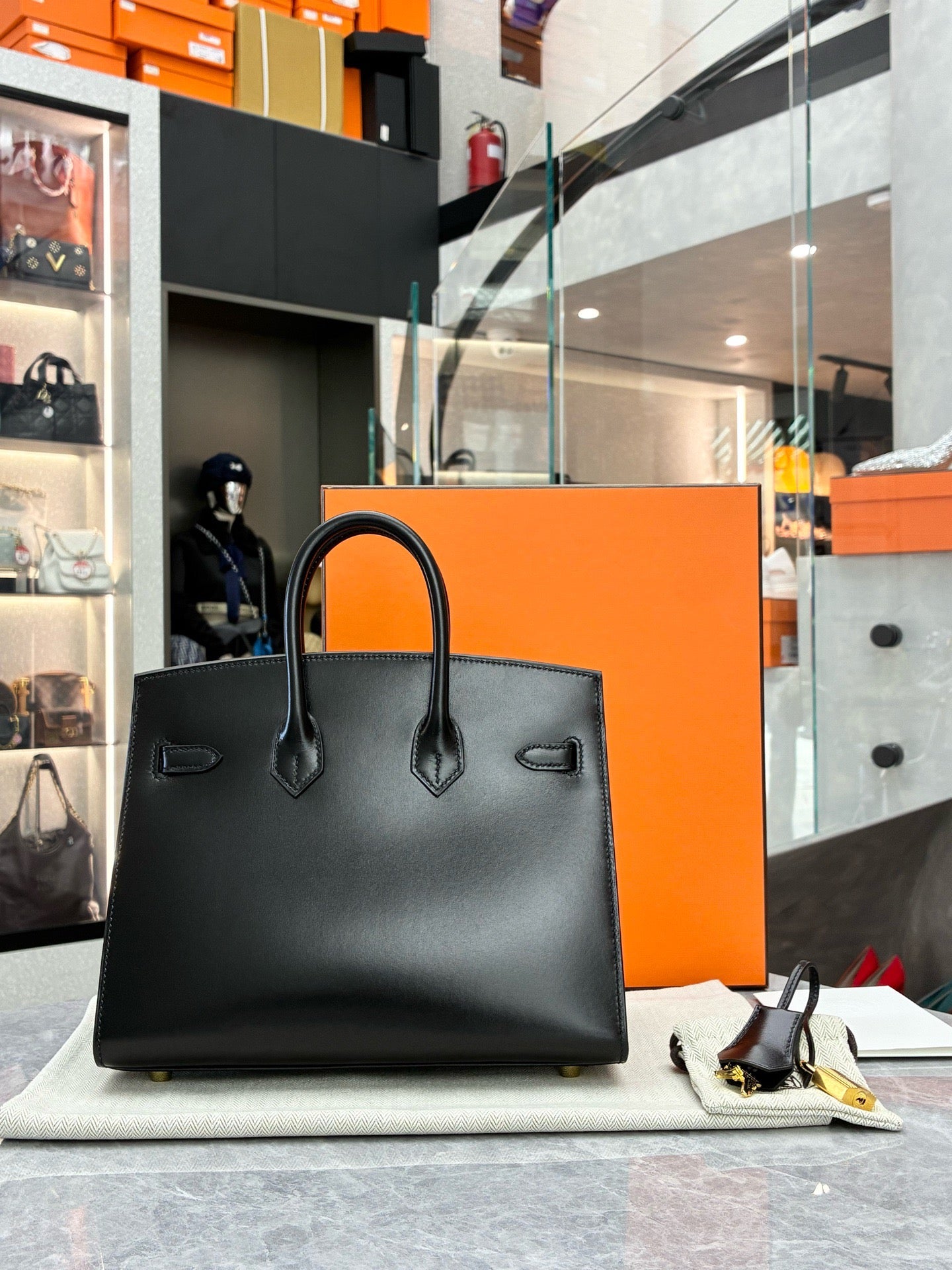 Hermès Birkin 30 Black in Sellier Box Leather with Gold Hardware Bag (K Stamp)