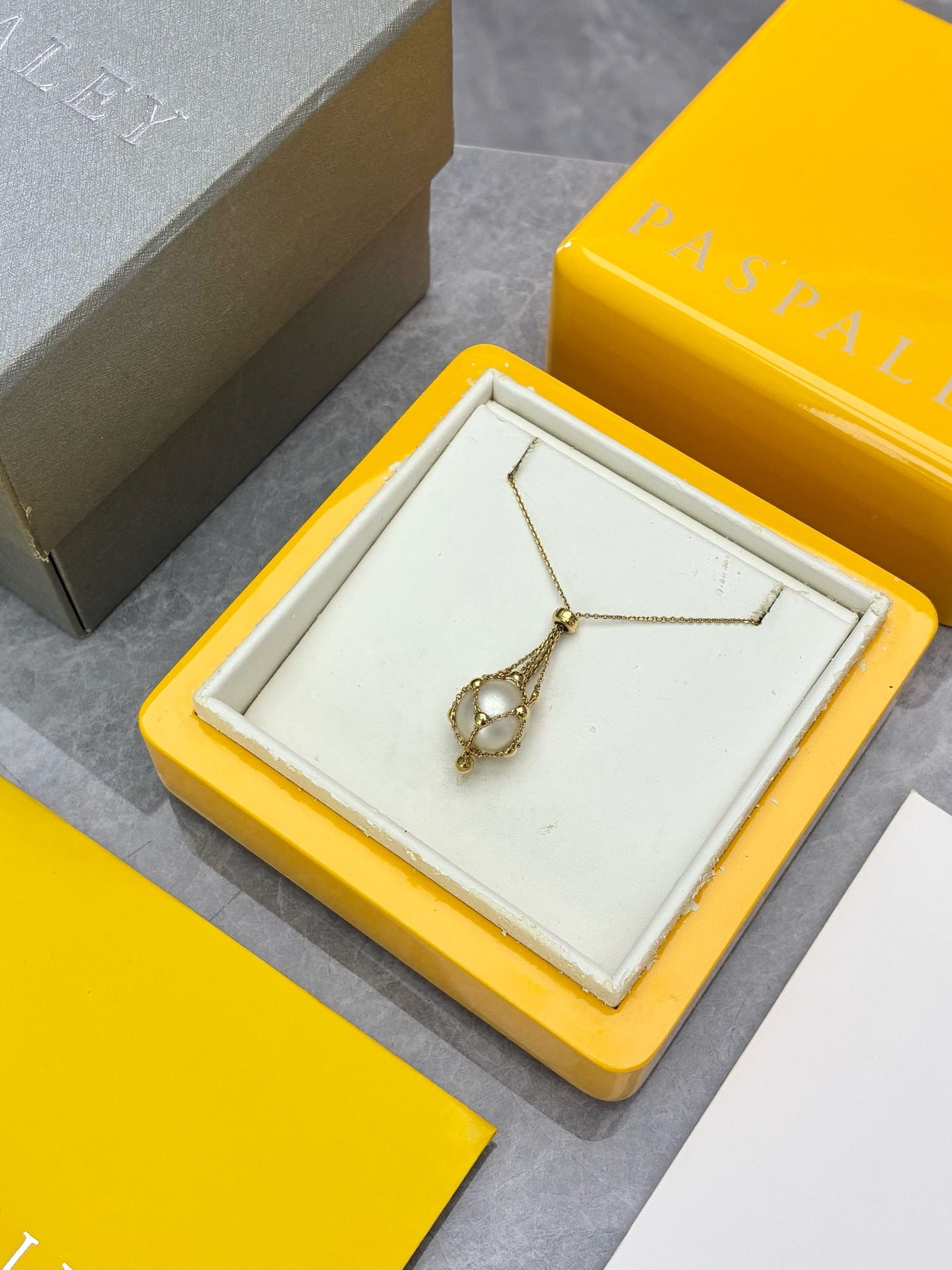 Paspaley Netted Pearl Pendant Necklace – 18K Gold, 14mm Australian South Sea Circle Pearl