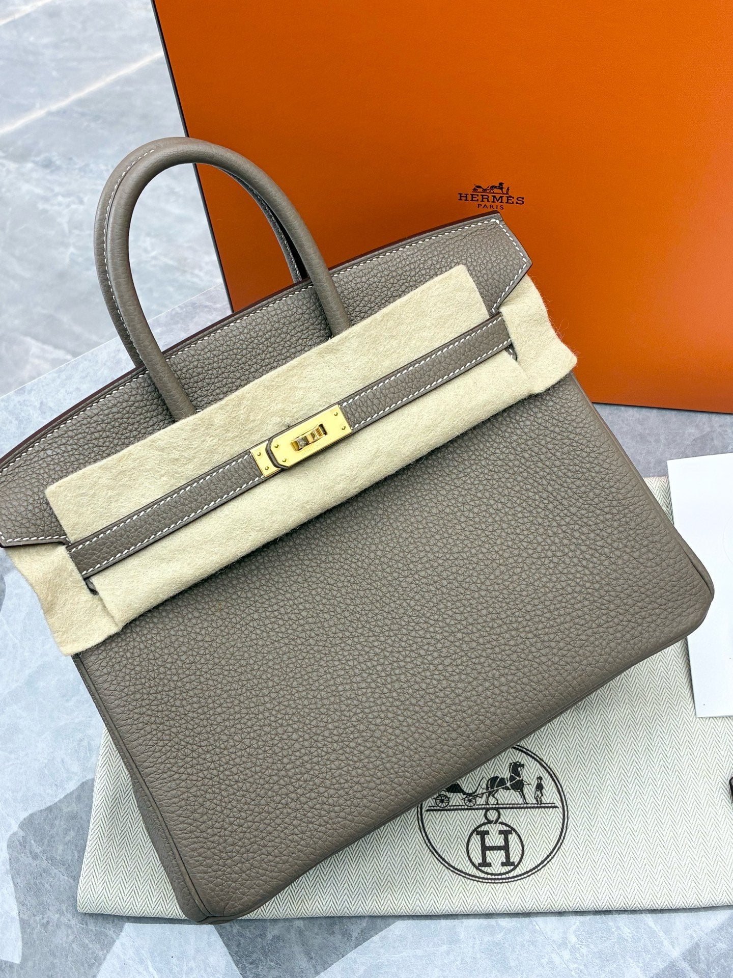 Hermès Birkin 25 – Elephant Grey Togo Leather, Gold Hardware, G Stamp, Brand New