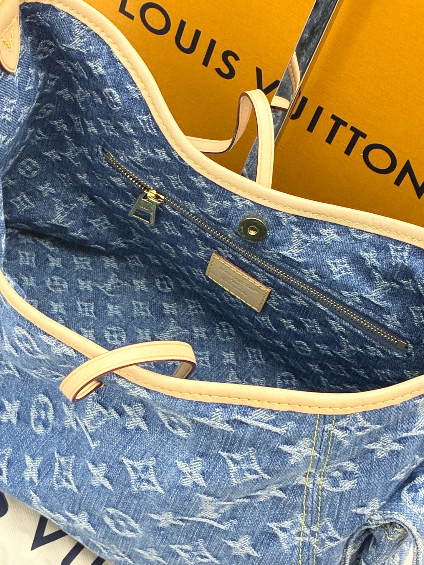LOUIS VUITTON Carryall Cargo (Small) – Denim Monogram Jacquard, Gold Hardware, Excellent Pre-Owned