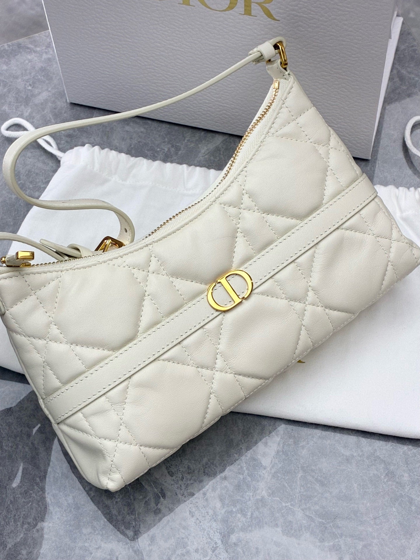DIOR Miss Caro Mini – White Lambskin Leather, Gold-Tone CD Clasp, Pre-Owned