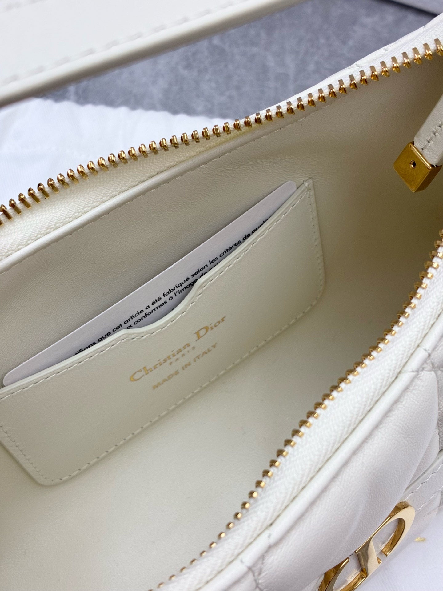 DIOR Miss Caro Mini – White Lambskin Leather, Gold-Tone CD Clasp, Pre-Owned