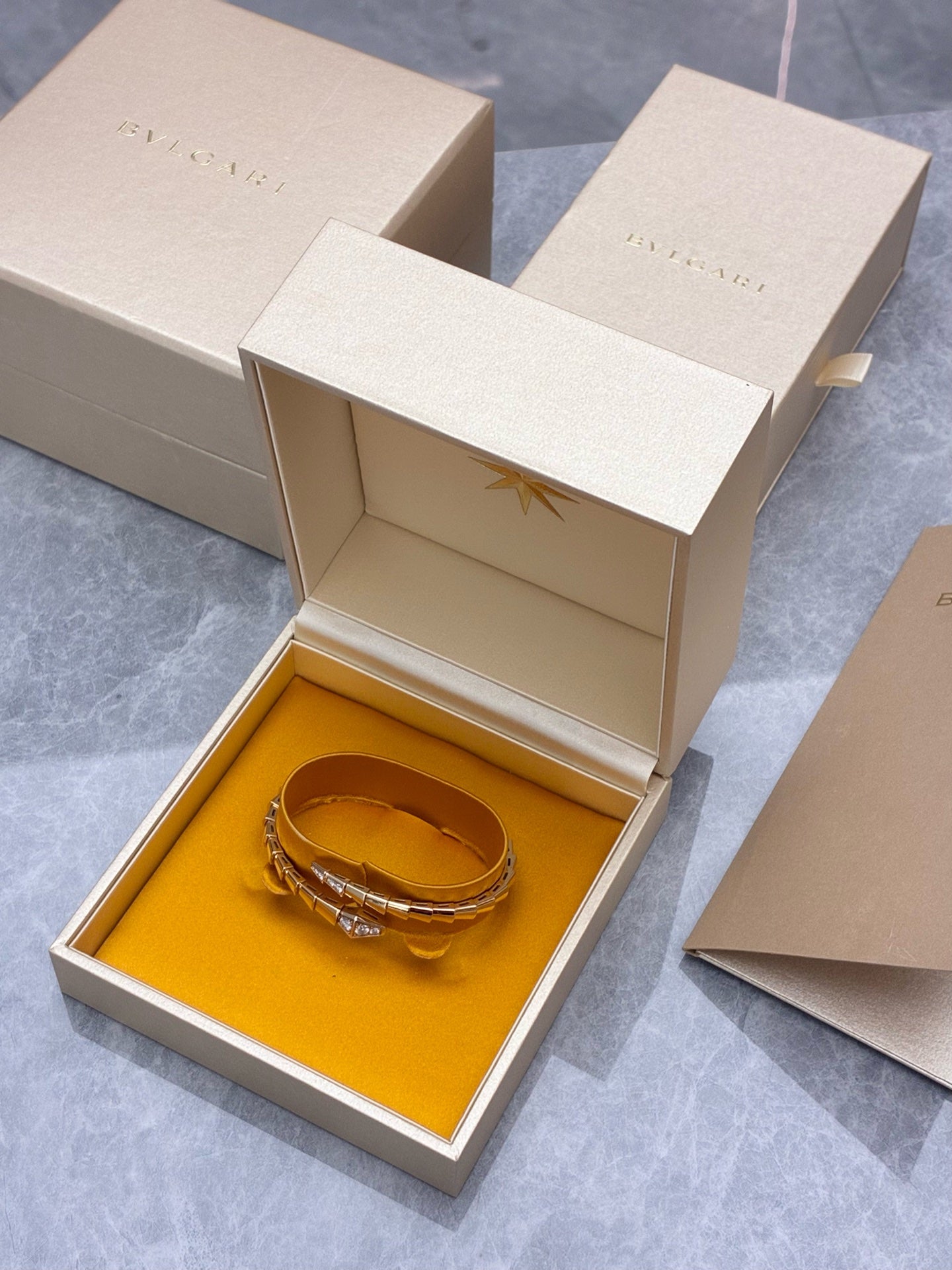 BVLGARI Serpenti Viper Bracelet – 18K Rose Gold & Diamonds, Reference BR859759, Size 16, Excellent Pre-Owned
