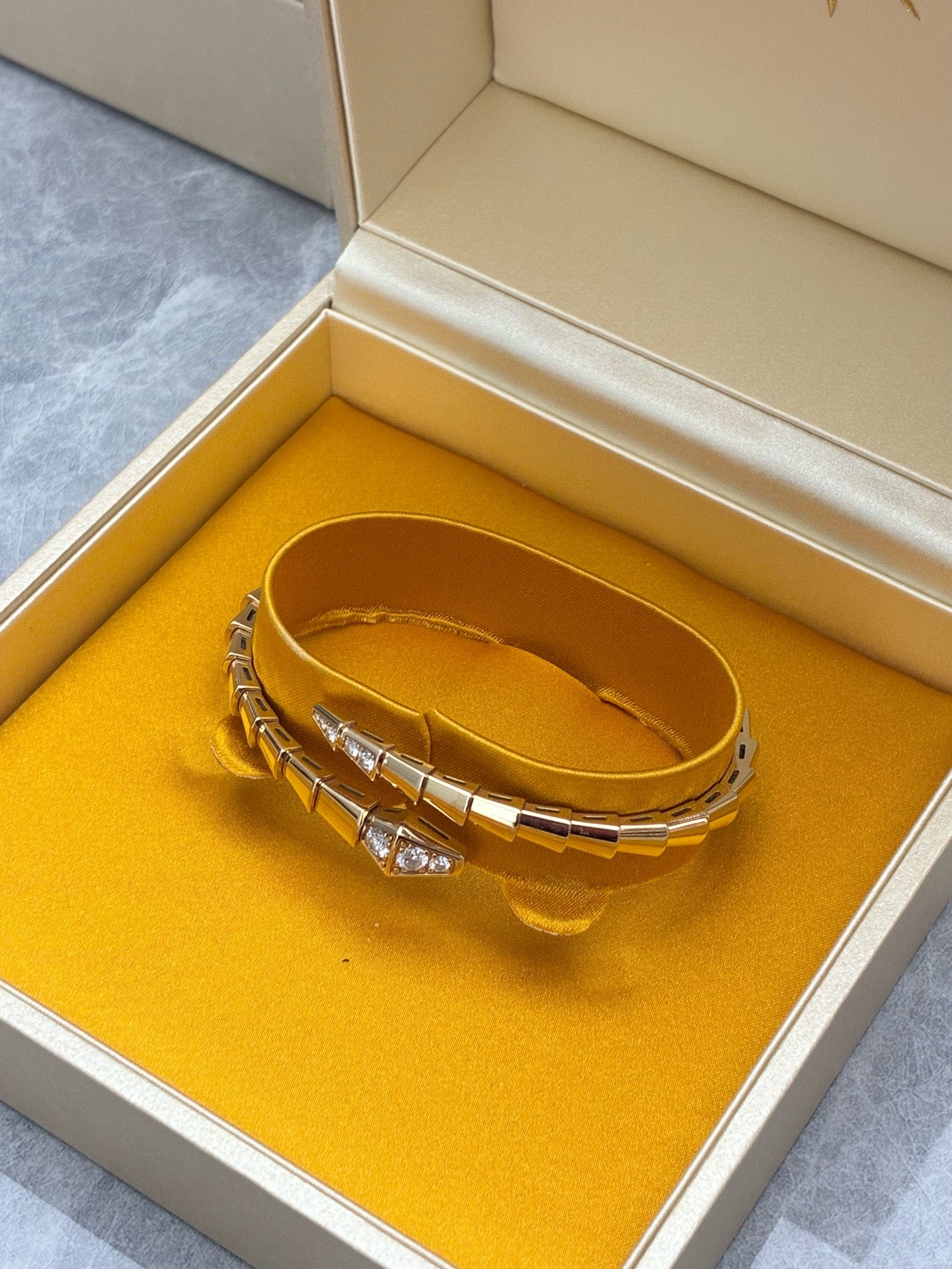 BVLGARI Serpenti Viper Bracelet – 18K Rose Gold & Diamonds, Reference BR859759, Size 16, Excellent Pre-Owned