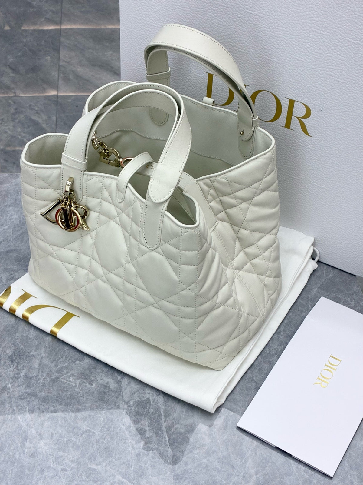 DIOR Toujours Medium Tote – White Cannage-Quilted Calfskin with Pouch, Gold Hardware, Good Pre-Owned
