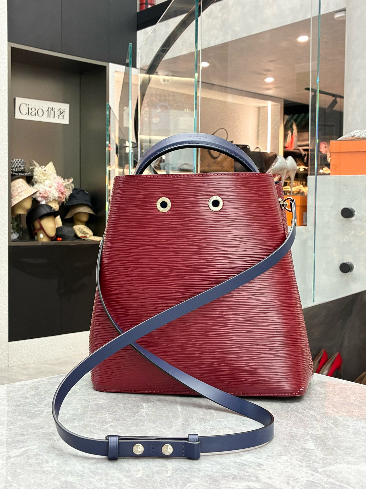 LOUIS VUITTON Noé Bucket Bag – Epi Leather in Rouge Fauviste, Gold Hardware, Good Pre-Owned