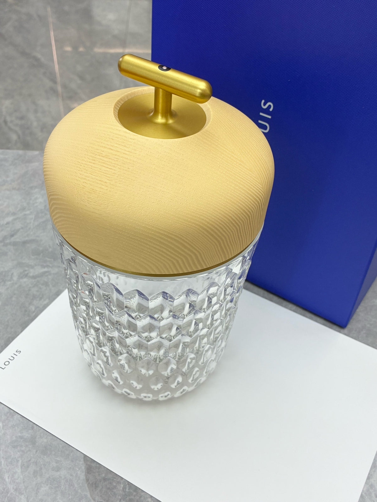 HERMÈS June 128 Saint-Louis Portable Pinecone Lamp – Natural Wood, 5 Brightness Levels, Brand New