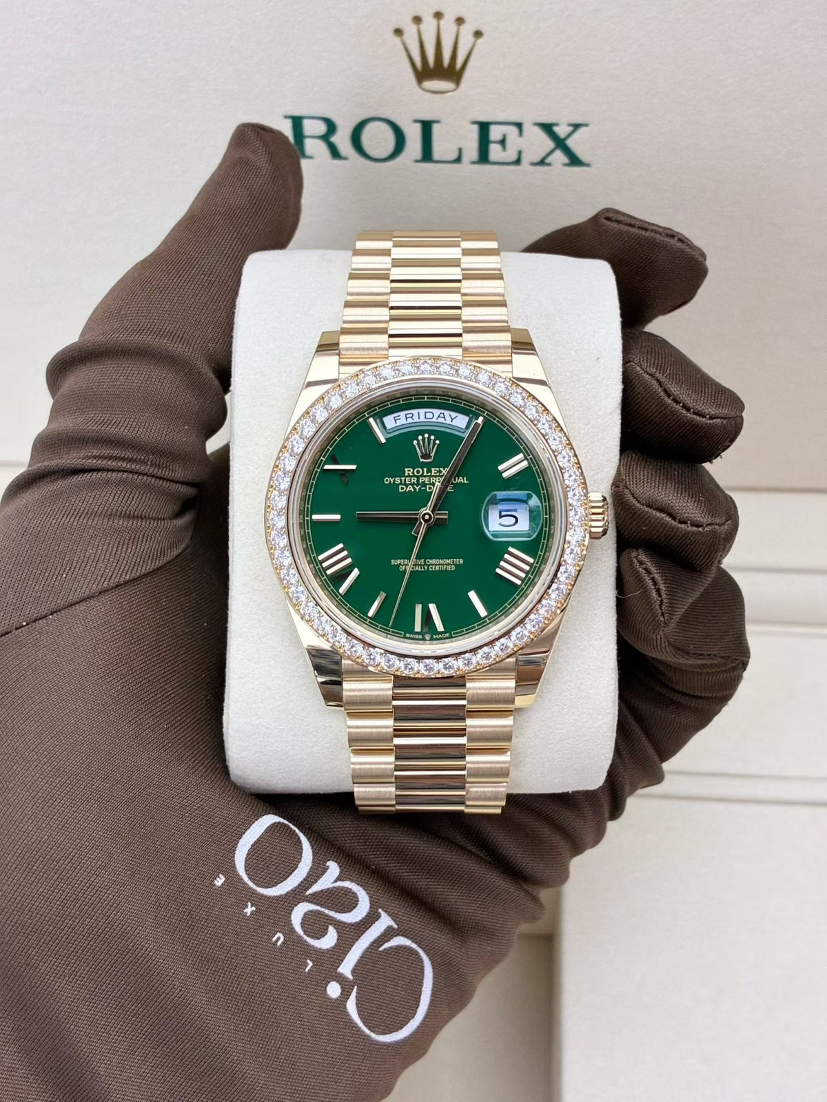 ROLEX Day-Date 40 228348RBR-0040 – Yellow Gold, Diamond-Set Bezel, Green Roman Dial, President Bracelet, 2026, Brand New (No Box)