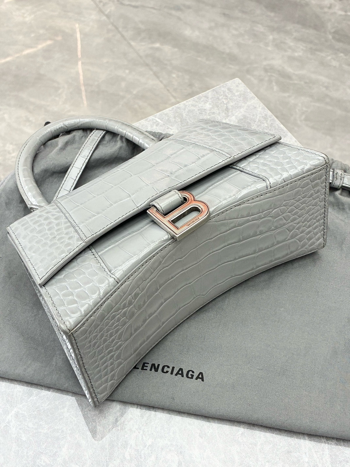 BALENCIAGA Hourglass Small – Grey Crocodile-Embossed Calfskin, Silver Hardware, Good Pre-Owned