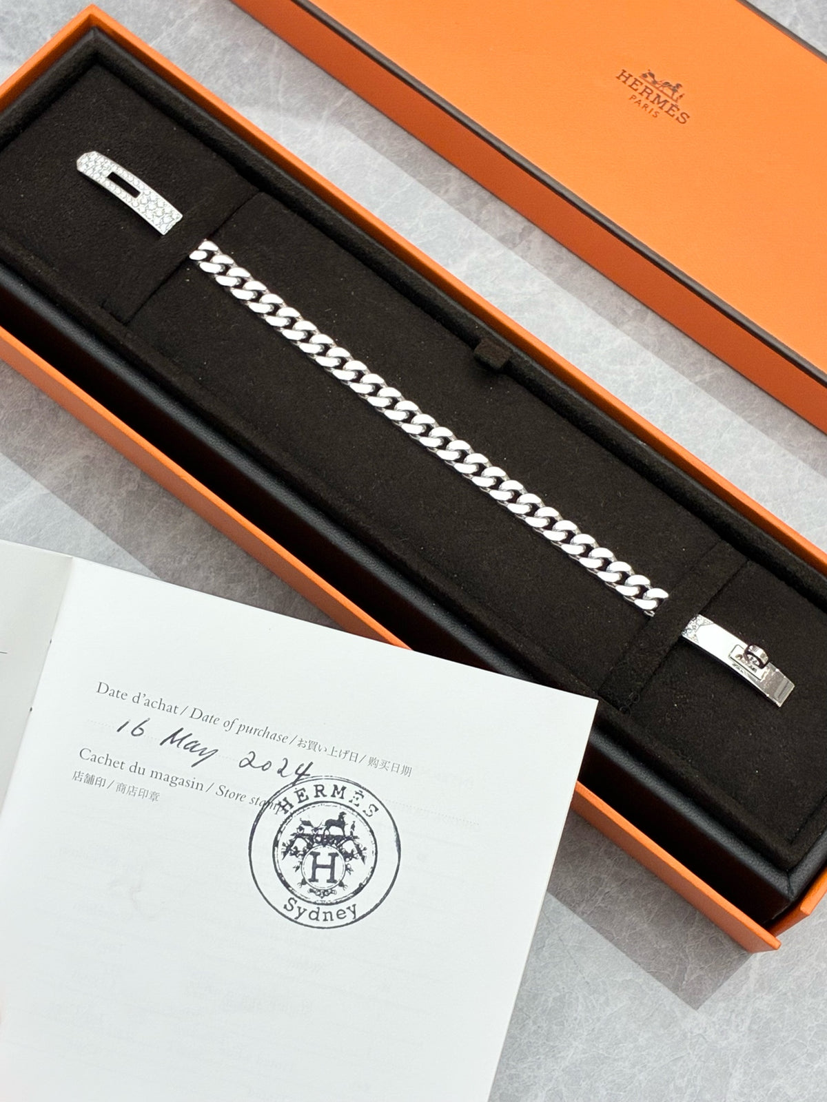 HERMÈS Kelly Gourmette Bracelet – White Gold, Full Diamond-Set, Size ST, 2024, Brand New