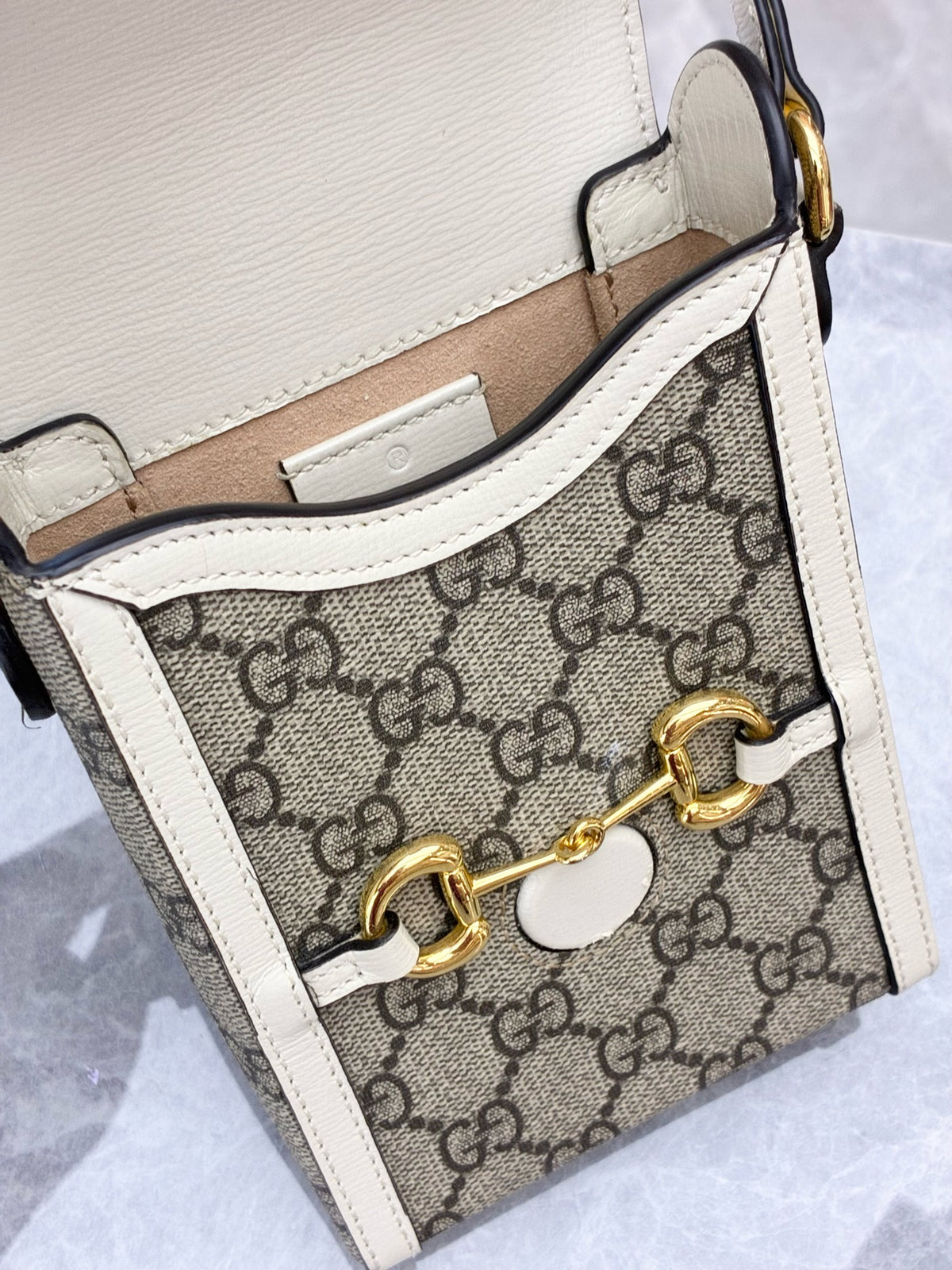 GUCCI Horsebit 1955 Mini Bag – Beige GG Supreme Canvas with White Leather Trim, Gold Hardware, Good Pre-Owned