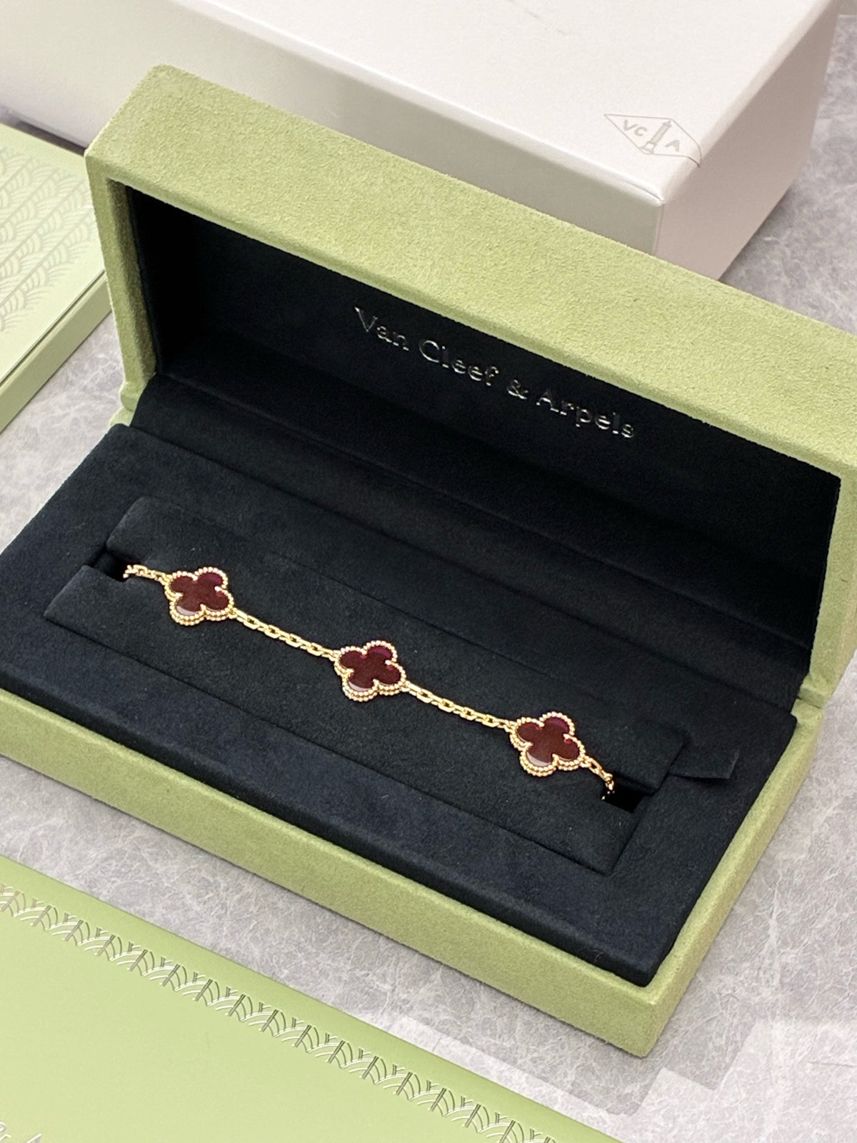 VAN CLEEF & ARPELS Vintage Alhambra Bracelet – Five Motifs in Pink Enamel with Beaded Gold Rims, Brand New