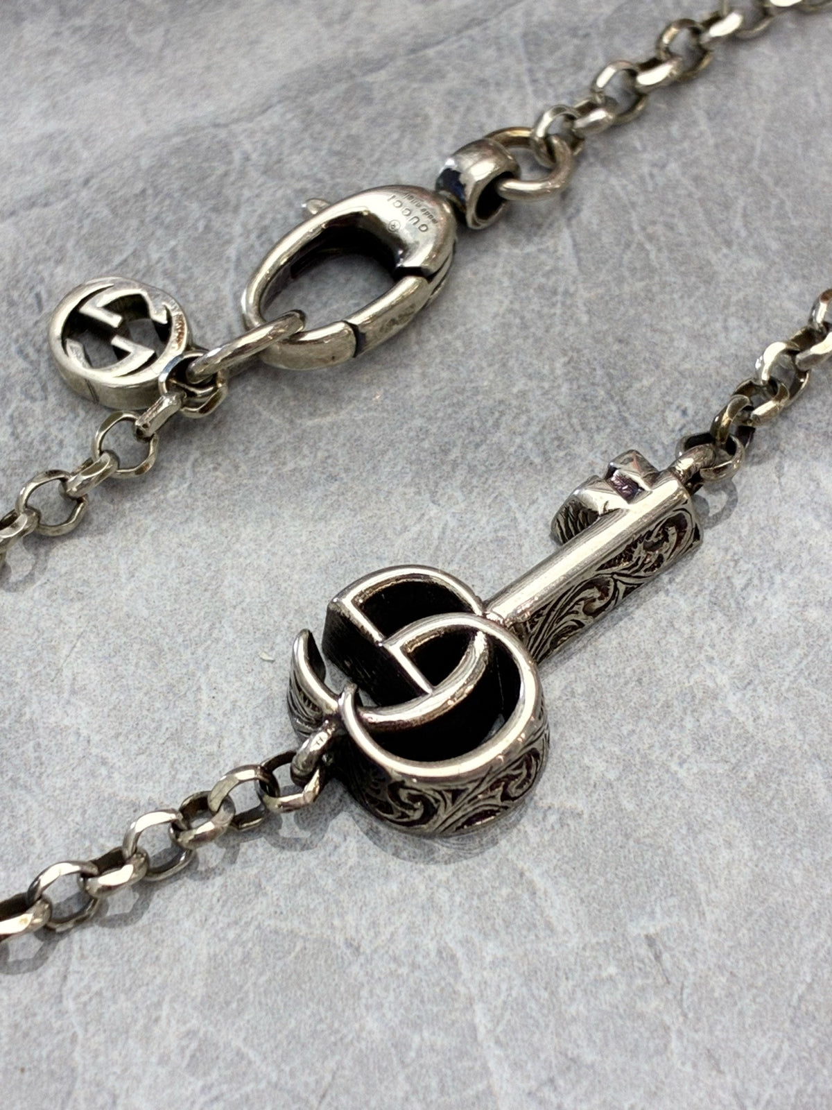 GUCCI Double G Key Bracelet – Sterling Silver with Antiqued Finish, 16 cm, Good Pre-Owned
