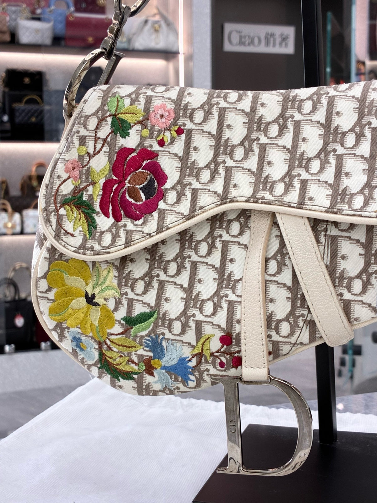 CHRISTIAN DIOR Saddle Bag – Embroidered Oblique Jacquard with Floral Embroidery, 2005 John Galliano, Good Pre-Owned