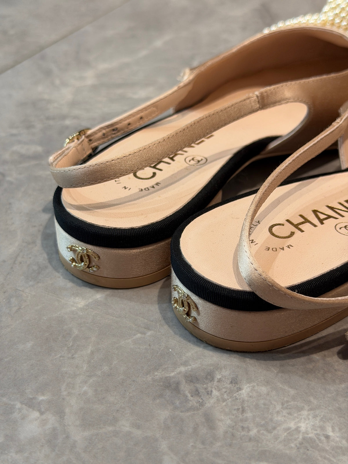 CHANEL Pearl Bow Flat Pump – Cream Satin with Black Grosgrain Toe, Size 37, Excellent Pre-Owned