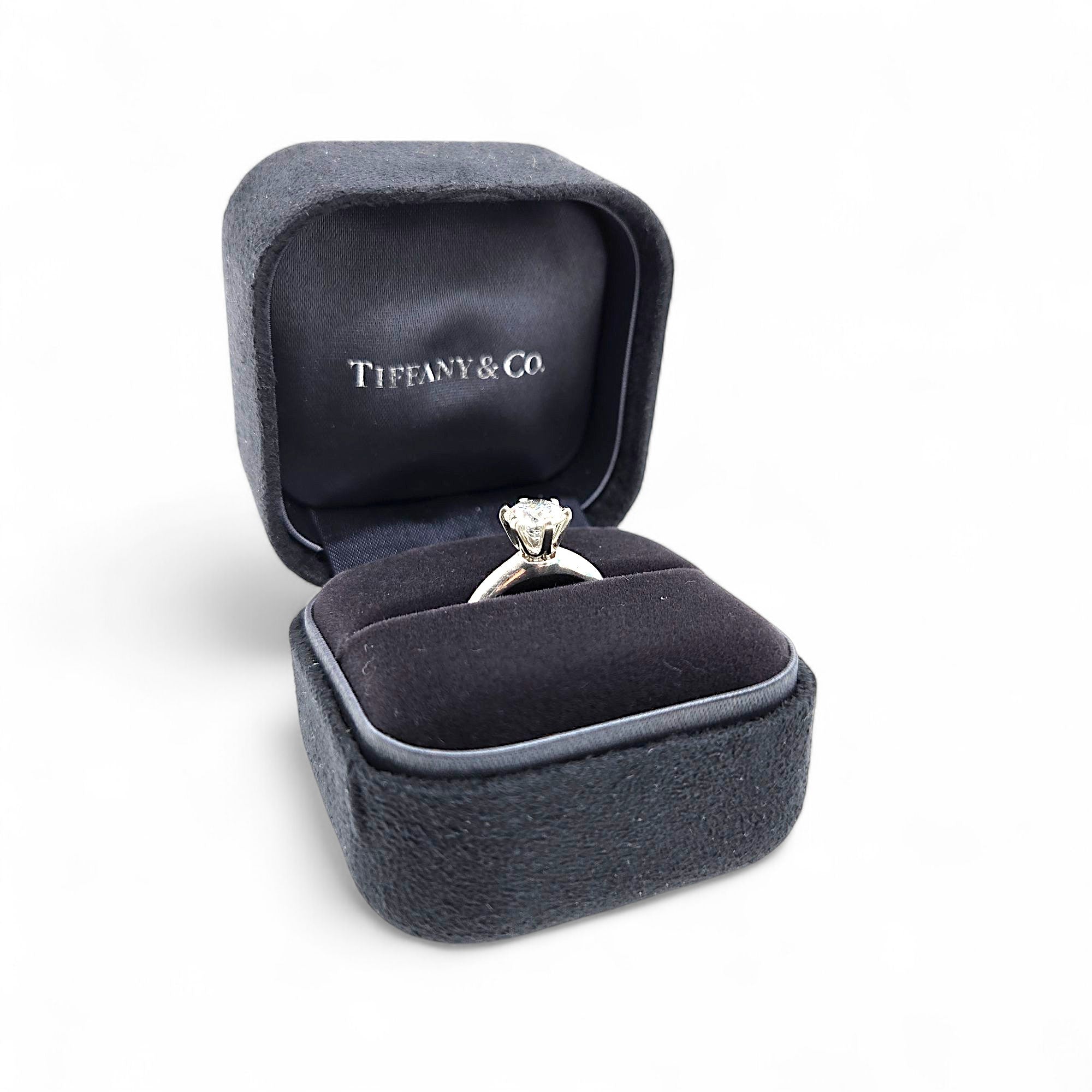 Tiffany & Co. 950 Platinum 1.07 Carat Diamond Ring