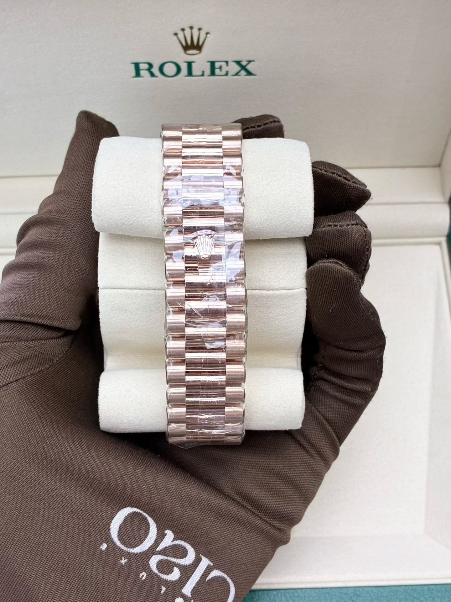 Rolex Day-Date 40 Oyster, 40 mm, Everose gold