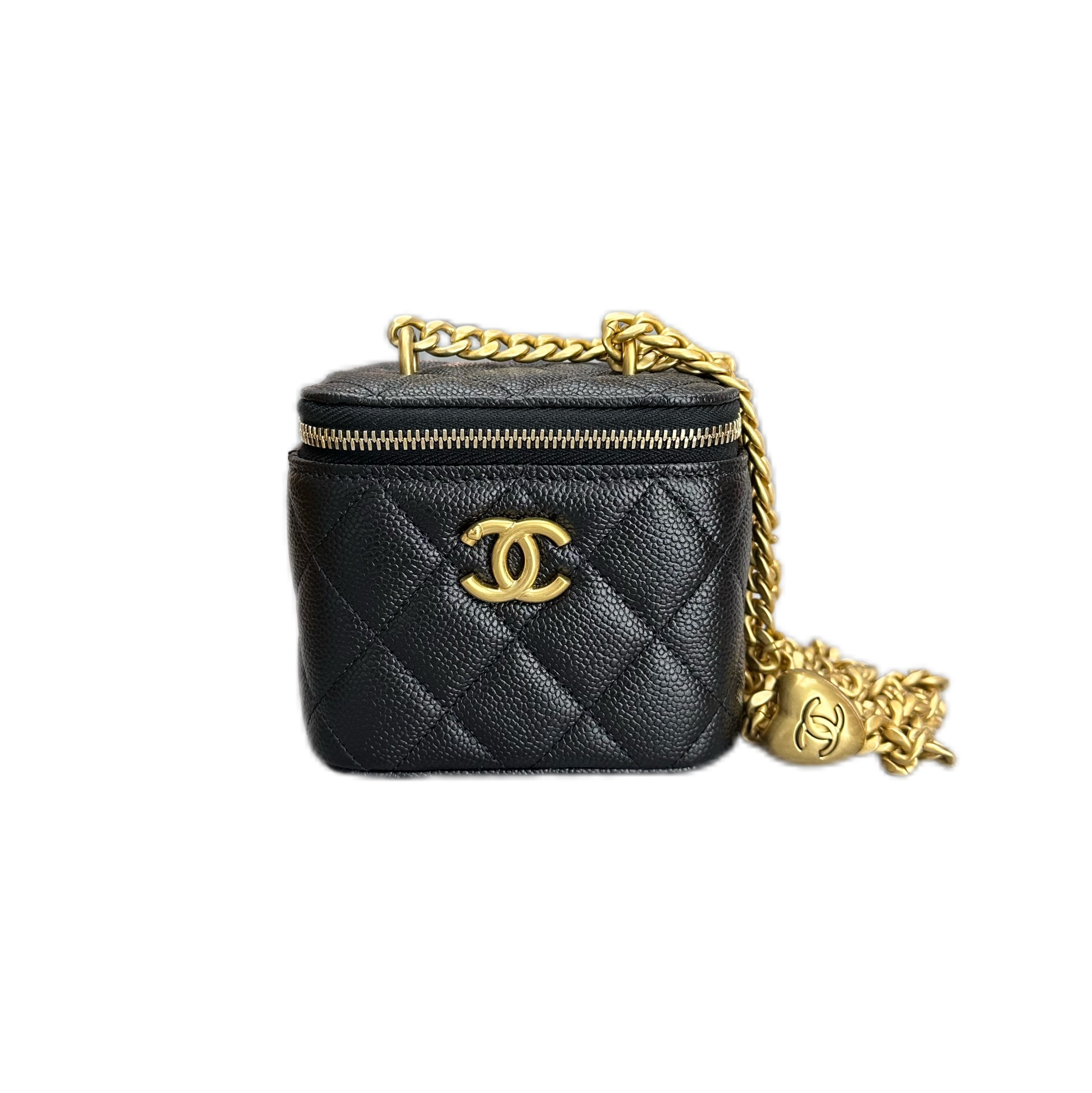 CHANEL MINI Vanity Case with Heart-shaped Pendant Clutch with Chain (Black Calfskin)
