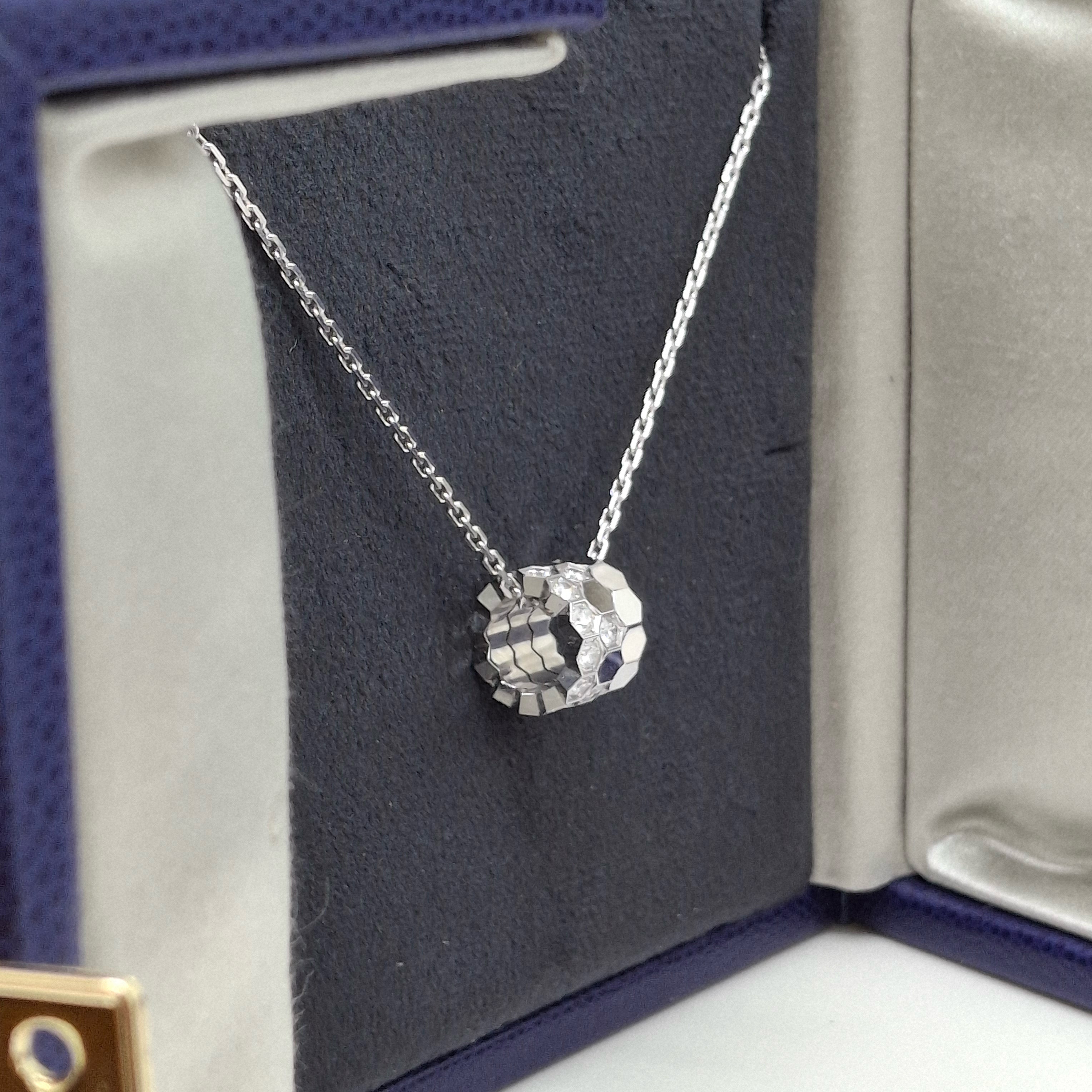 CHAUMET BEE MY LOVE PENDANT MEDIUM MODEL (White Gold)