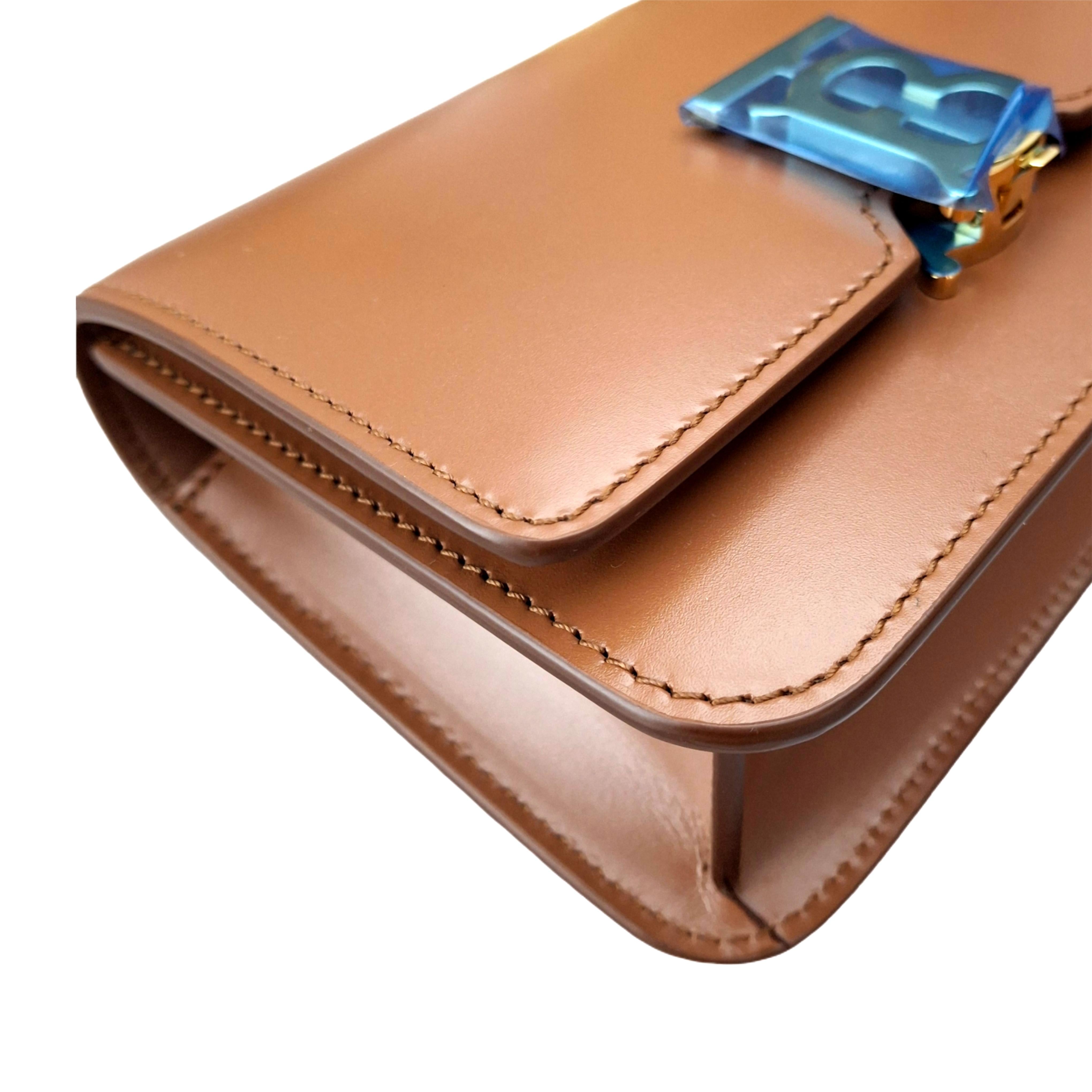 BURBERRY Small Leather TB Bag (Malt Brown)