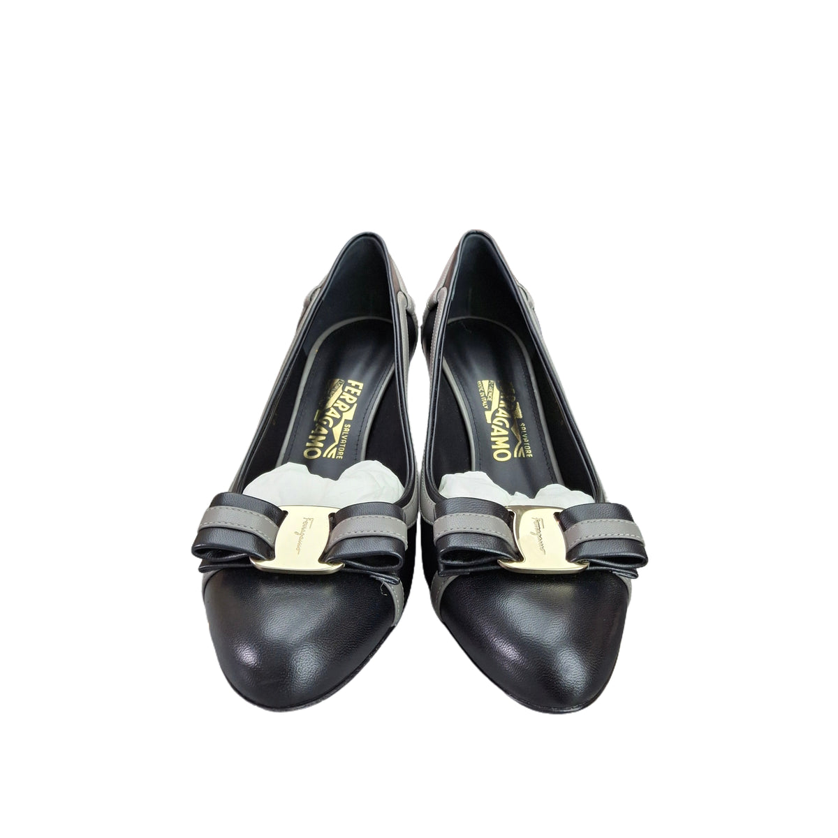 SALVATORE FERRAGAMO Bow-Detail Heeled Pump – Black Leather with Suede, Size 37.5, Excellent Pre-Owned