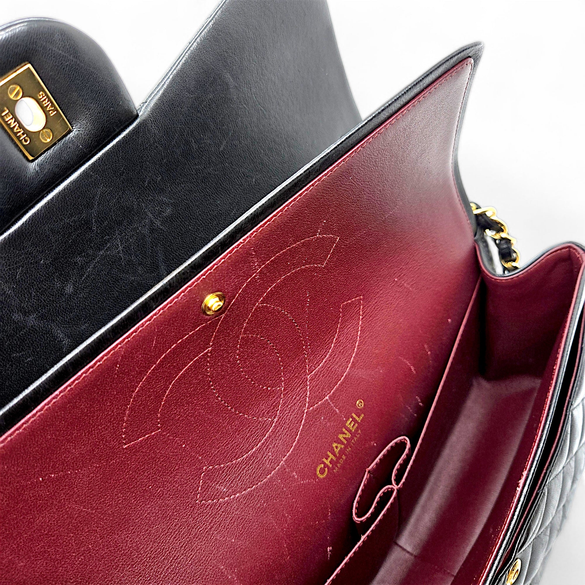 CHANEL CLASSIC JUMBO Double Flap Black Shoulder Bag