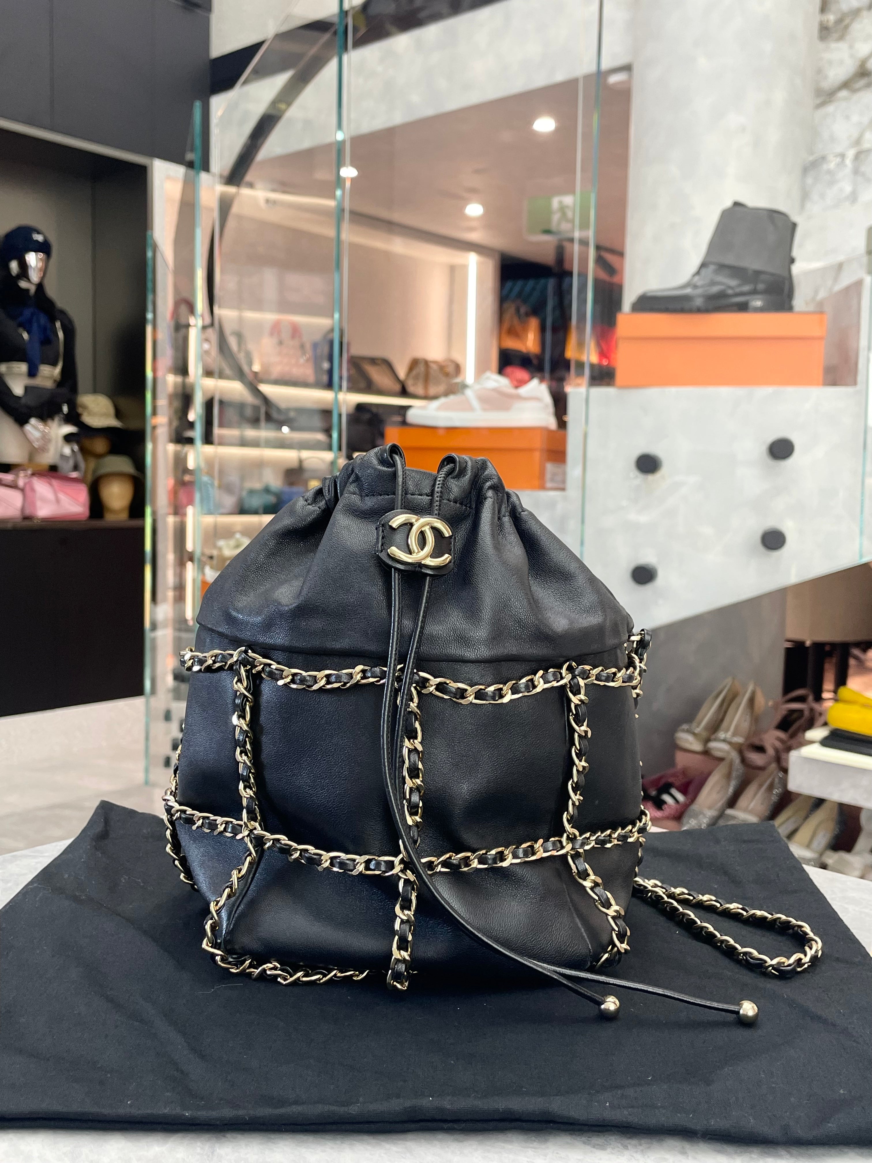 CHANEL Bucket Bag with Chain Strap GHW