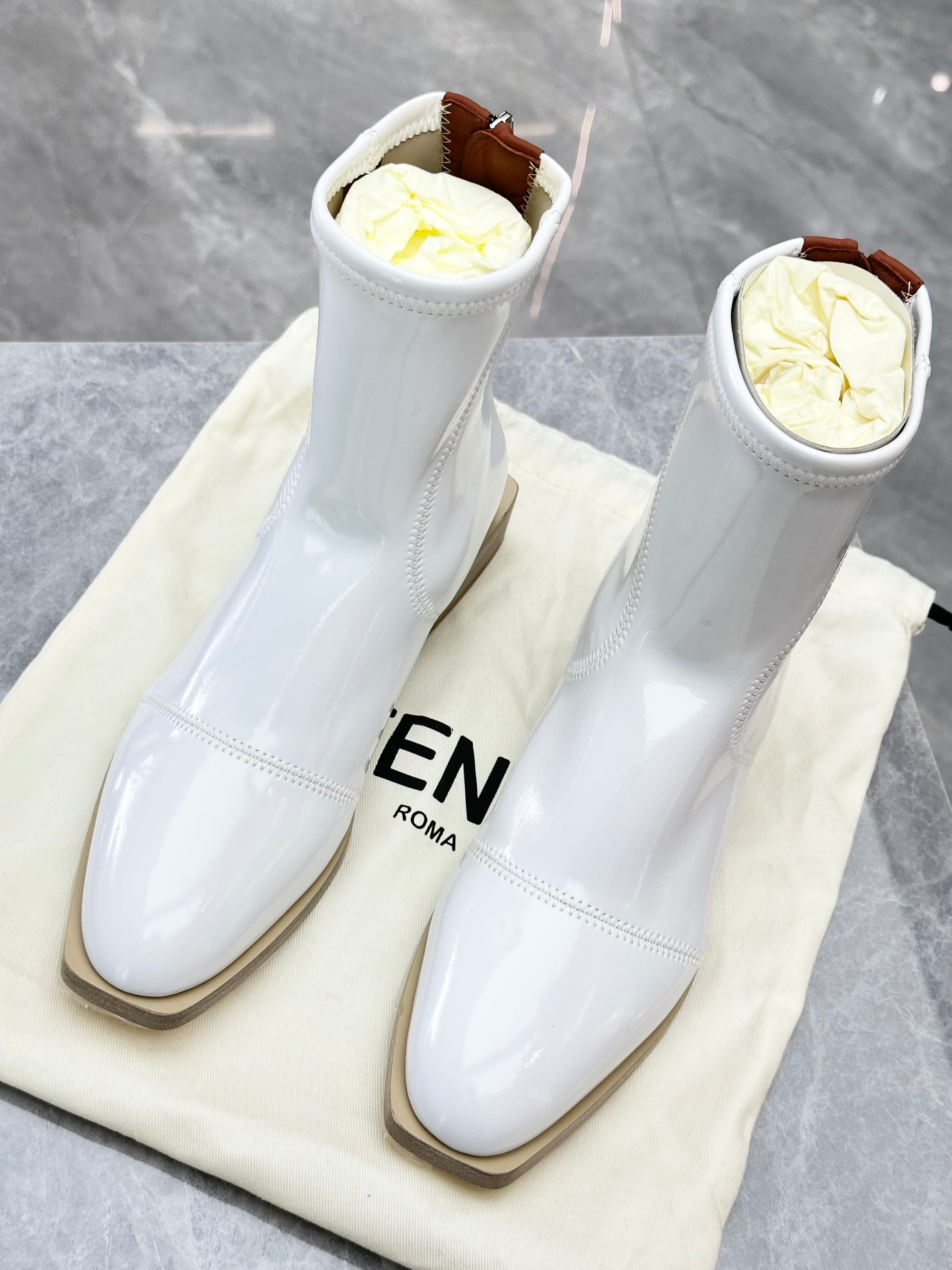 Fendi Low Ankle Boots 37 White