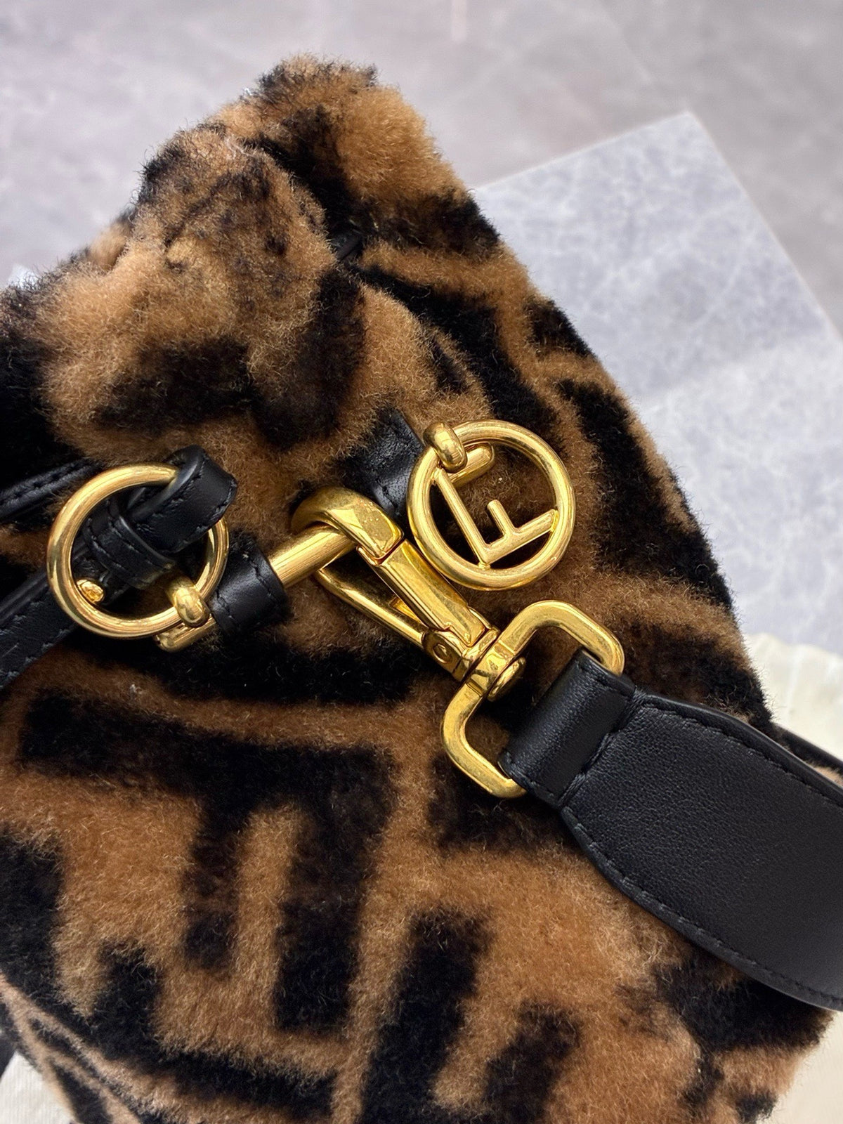 FENDI Mon Tresor Mini Bucket Bag – Shearling with Large FF Motif, Gold Hardware, Good Pre-Owned