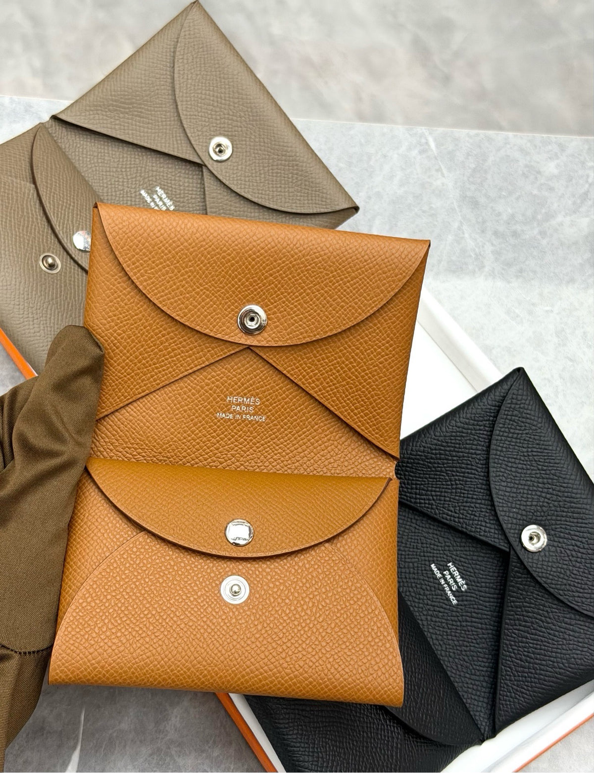 HERMÈS Calvi Duo Card Holder – Gold Epsom Leather, Palladium Hardware, G Stamp, Brand New