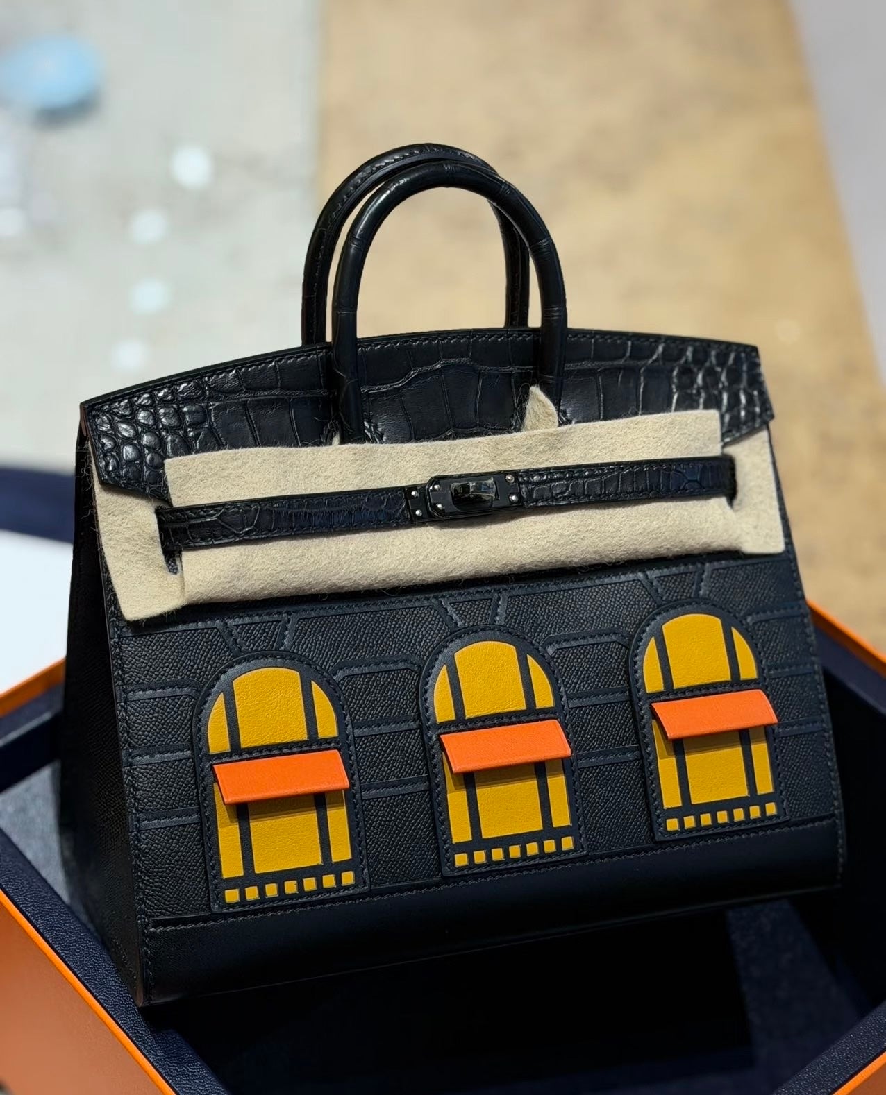 Hermès Birkin 20 Faubourg Midnight So Black with house façade details, front view