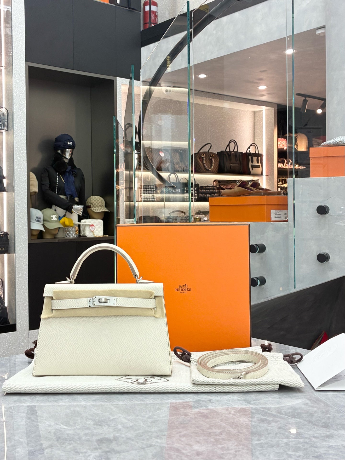 Hermès Mini Kelly II Sellier product detail