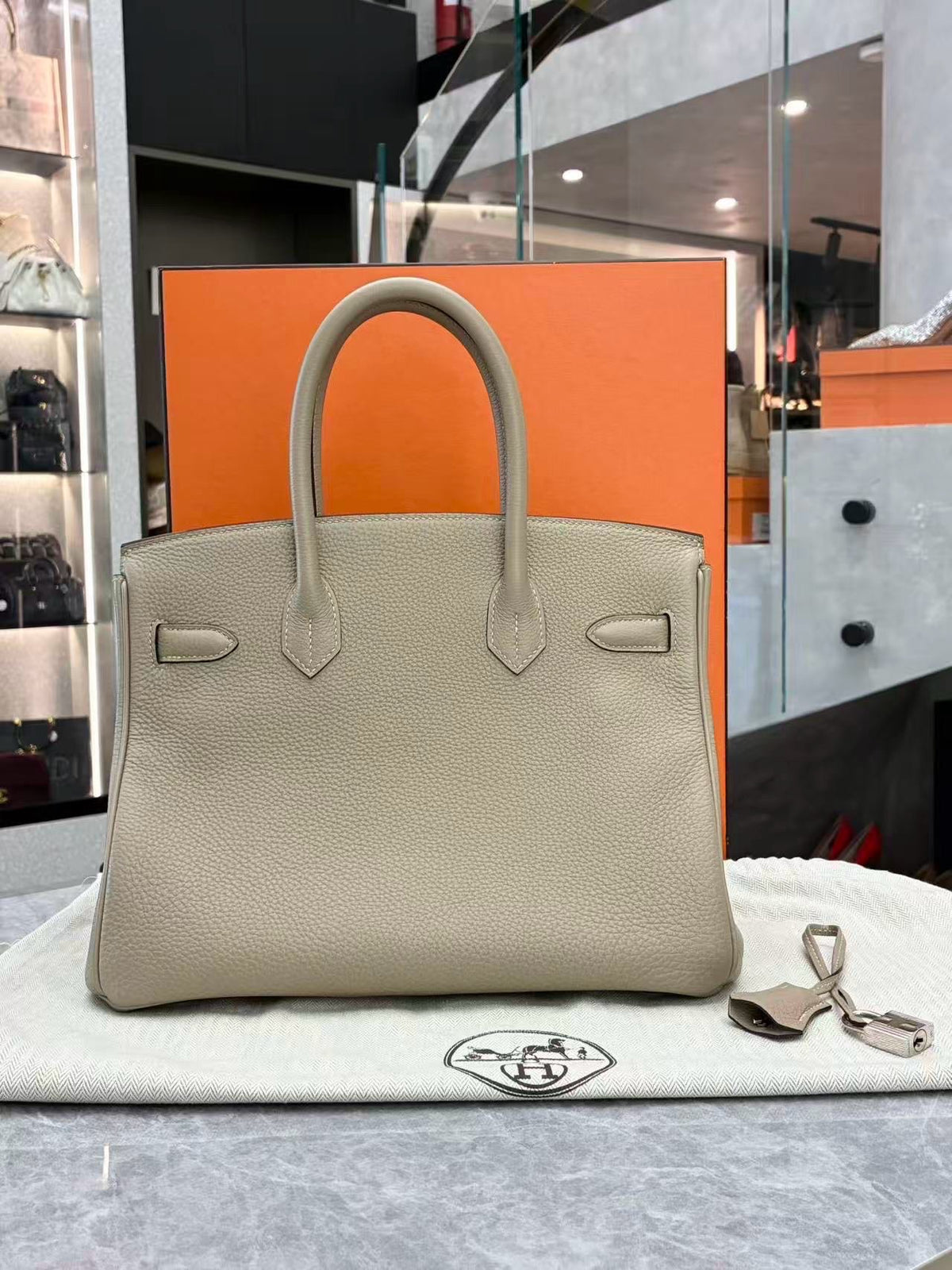 HERMÈS Birkin 30 – Etoupe Togo Leather with Palladium Hardware, T Stamp, Excellent Pre-Owned