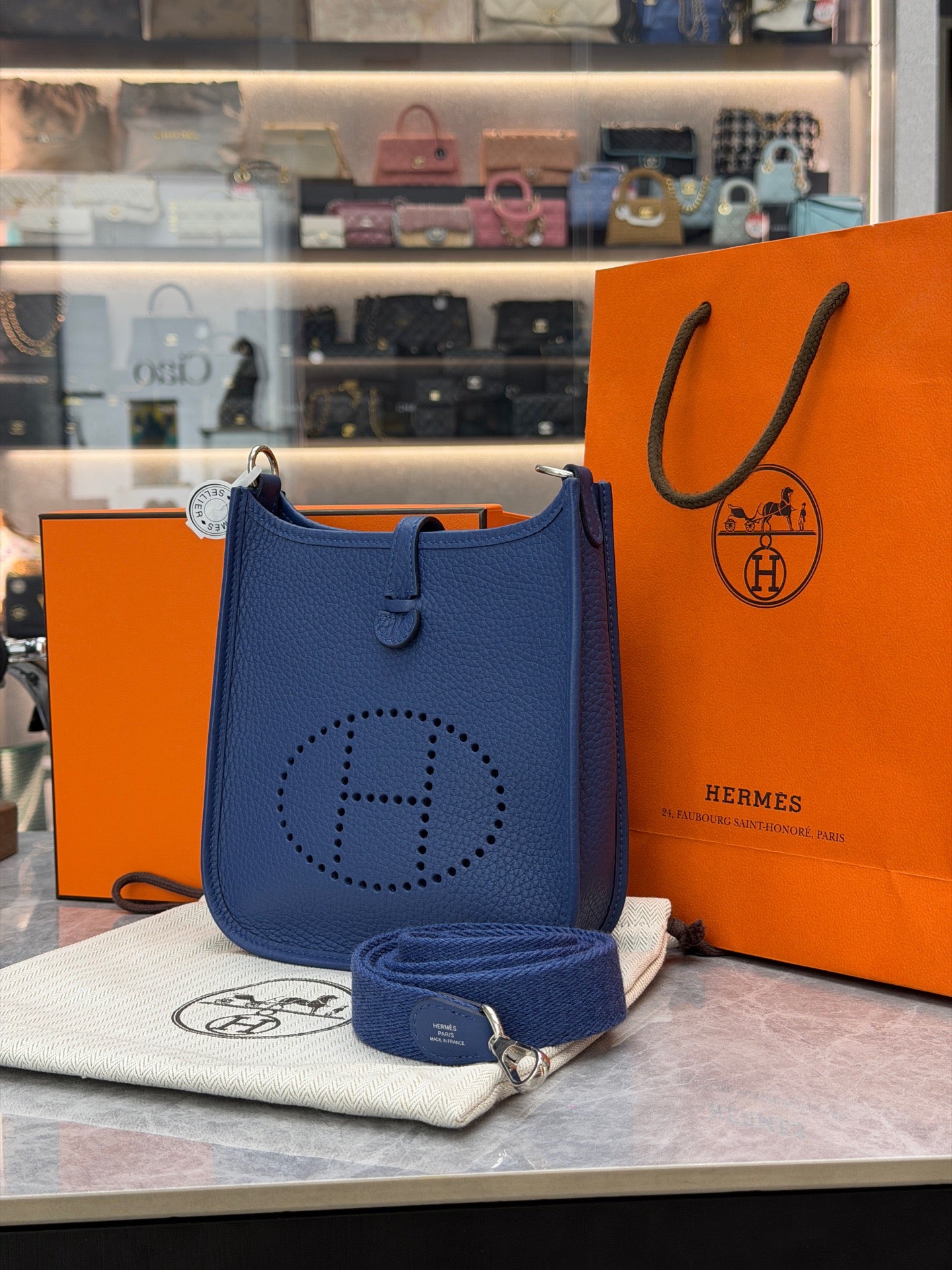 Hermès Evelyne 16 Amazone bag in Bleu Tie Clemence leather