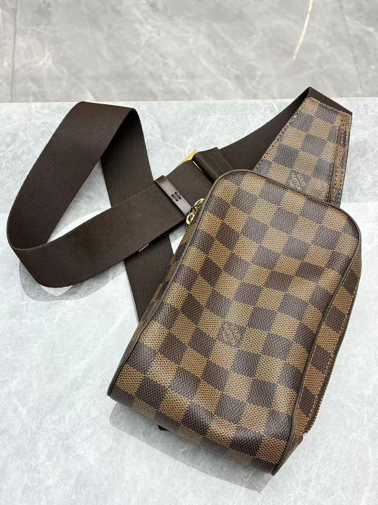 Louis Vuitton Damier Ebene Geronimos body bag
