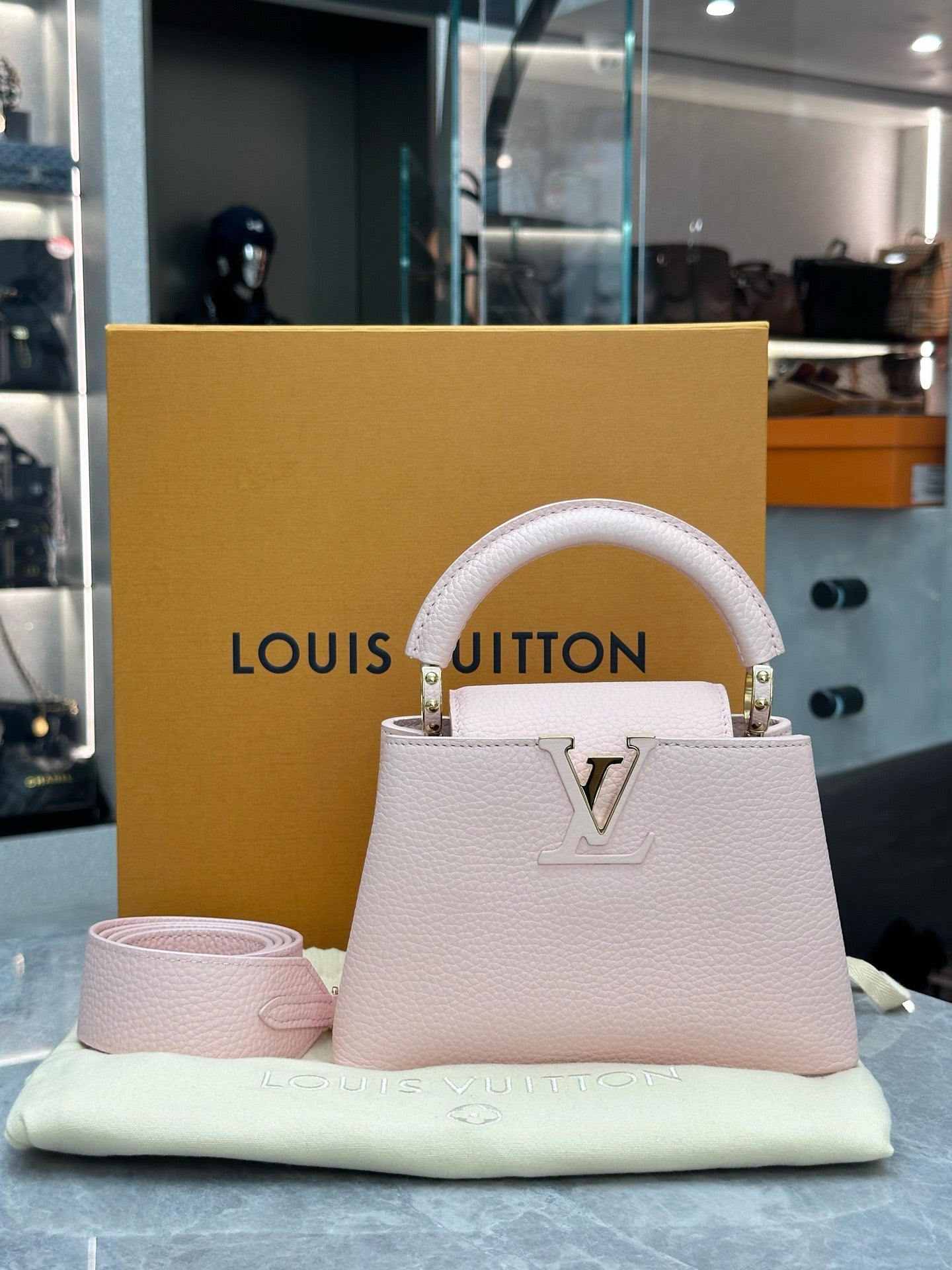 Louis Vuitton Capucines BB bag in Pink Jasmin Taurillon leather