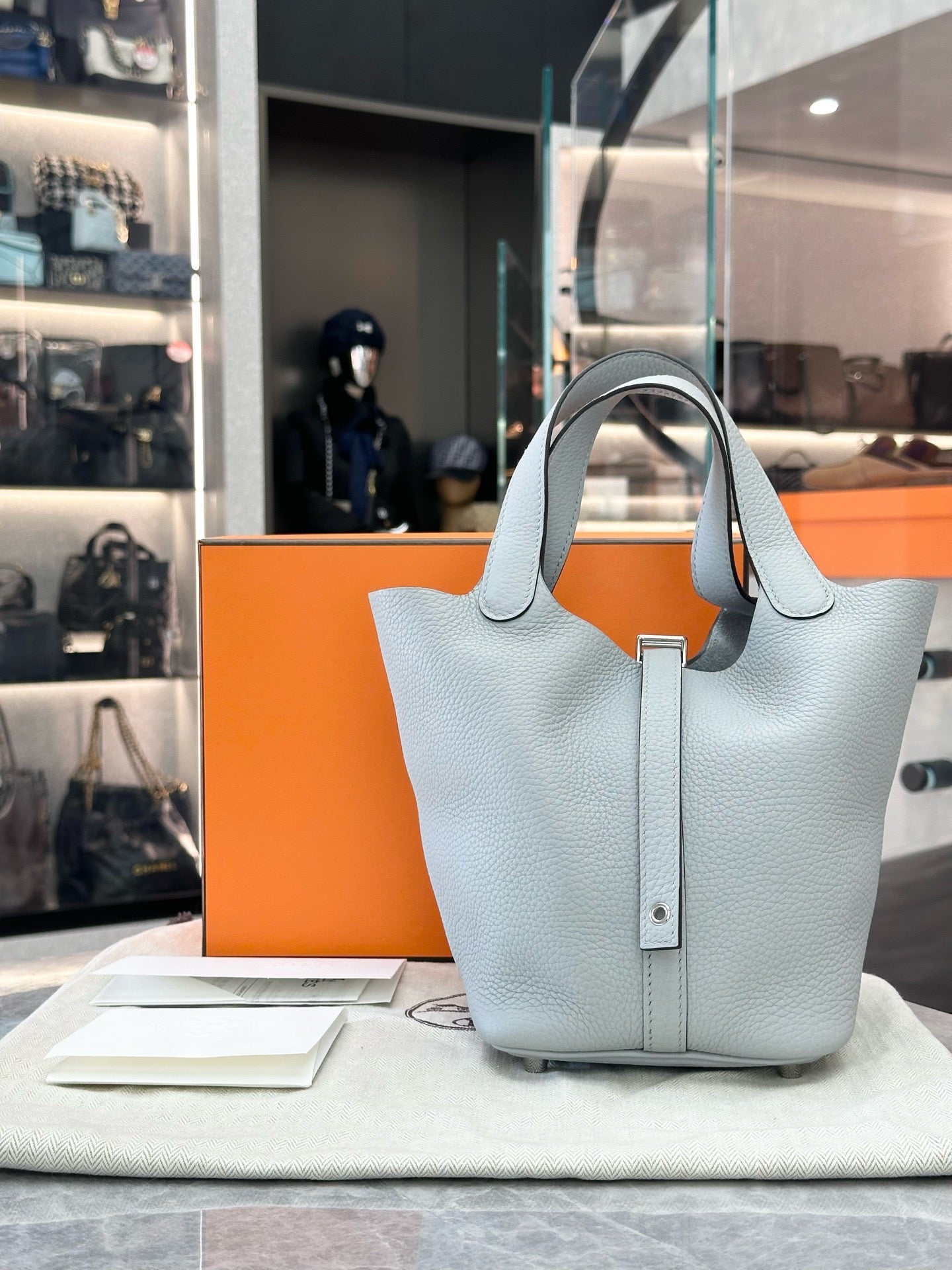 Hermès Picotin Lock 18 bag (K stamp)