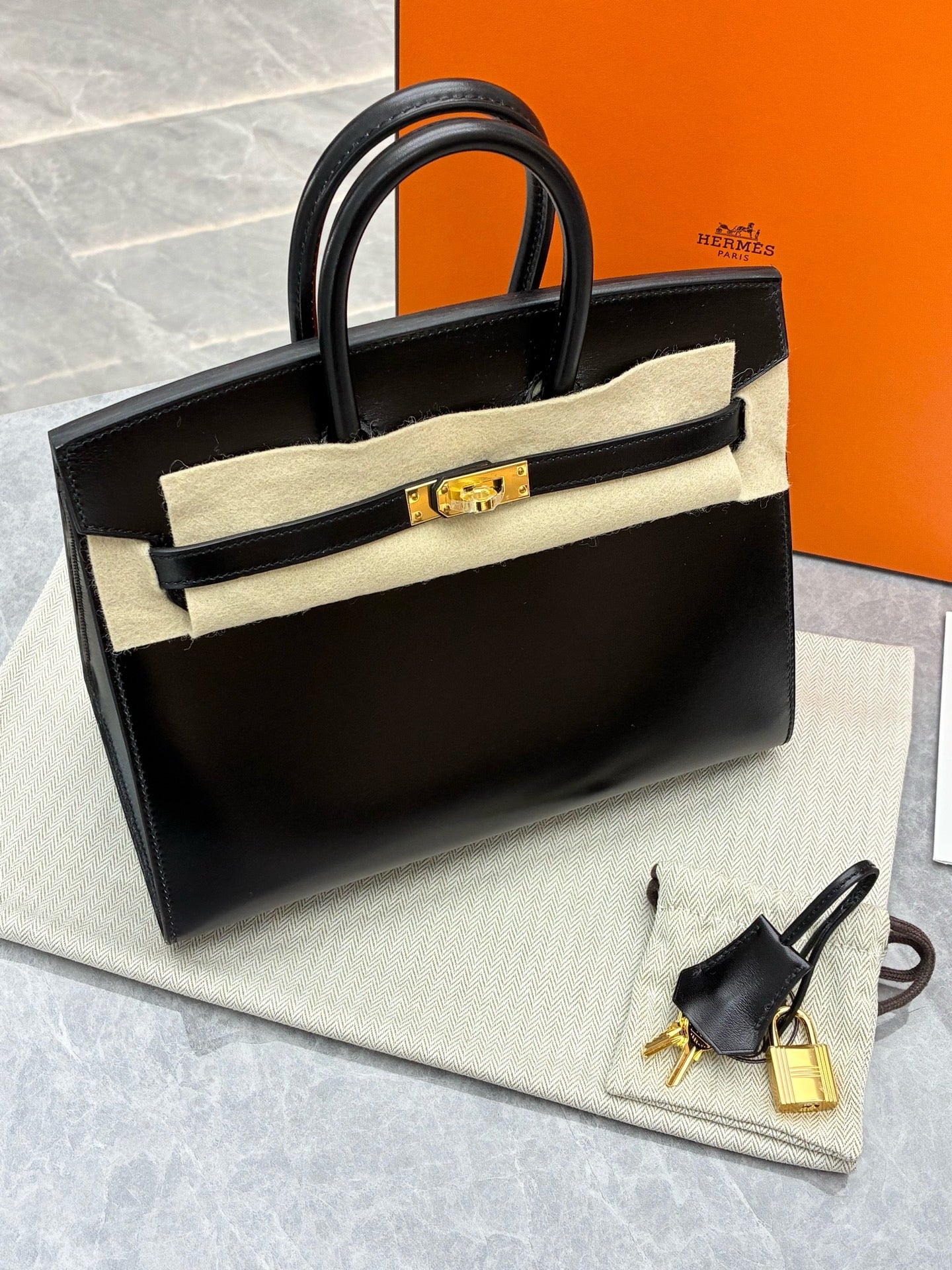 Hermès Birkin 30 Black in Sellier Box Leather with Gold Hardware Bag (K Stamp)