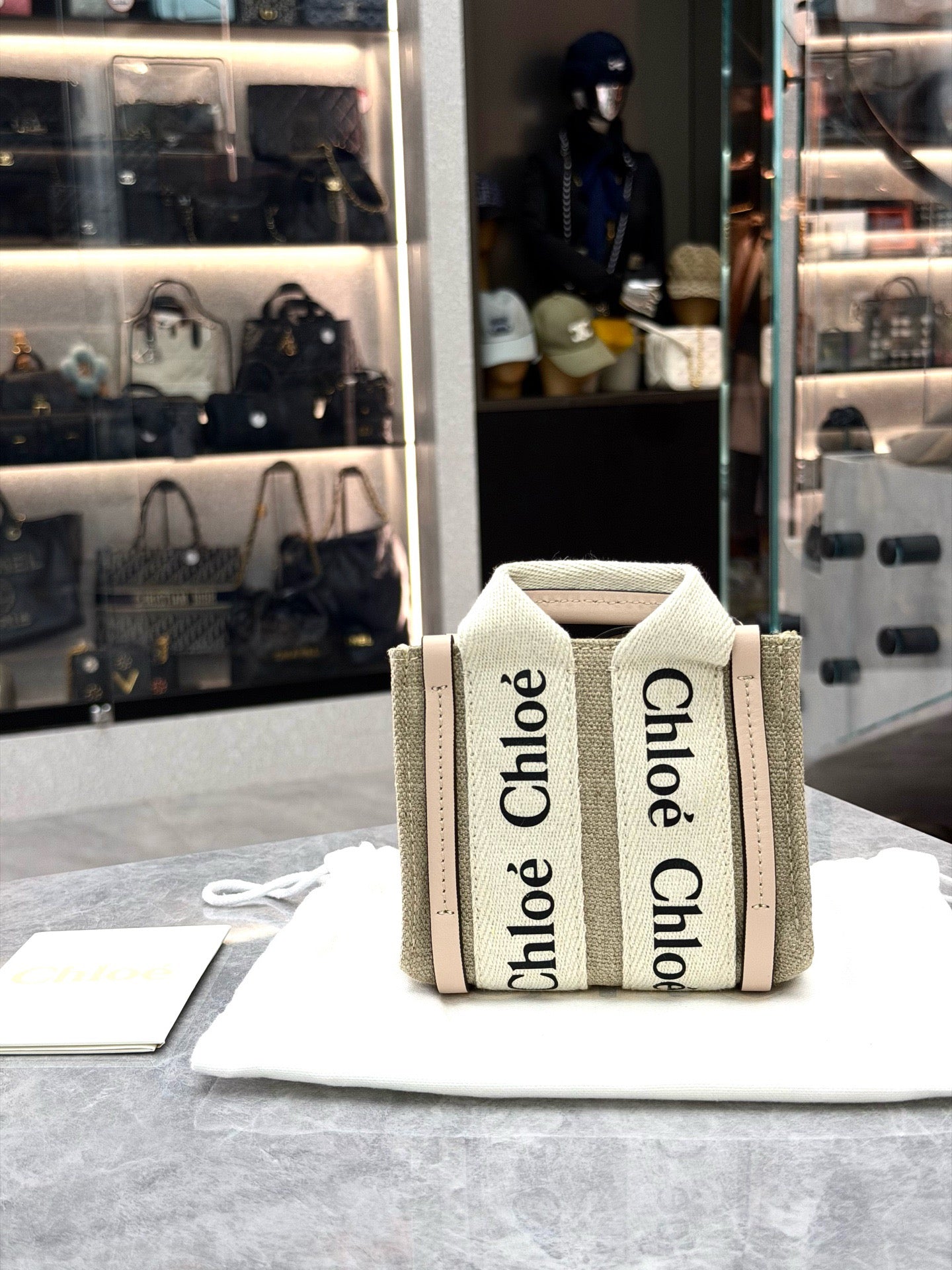 Chloé logo-detail tote bag