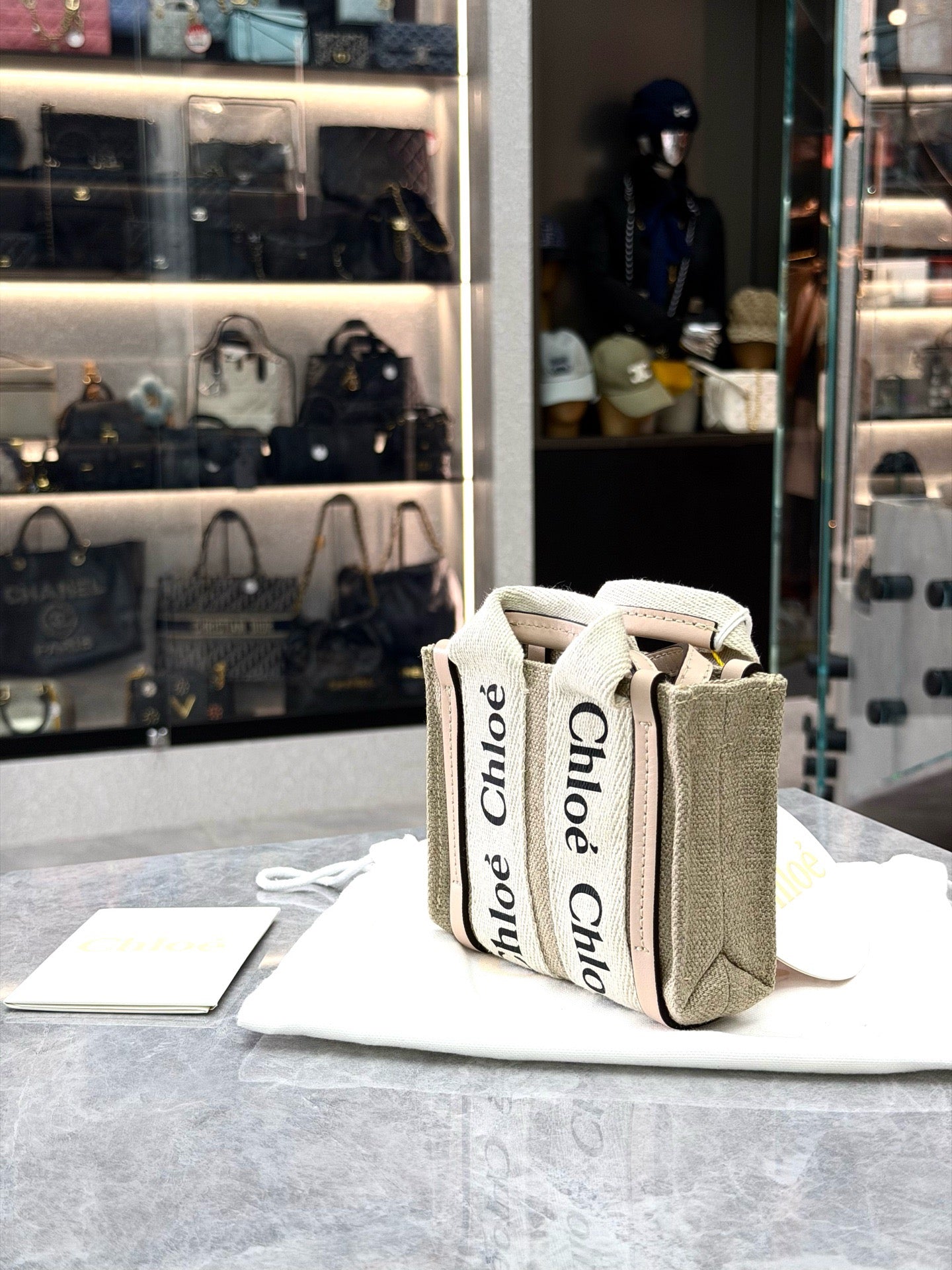 Chloé logo-detail tote bag