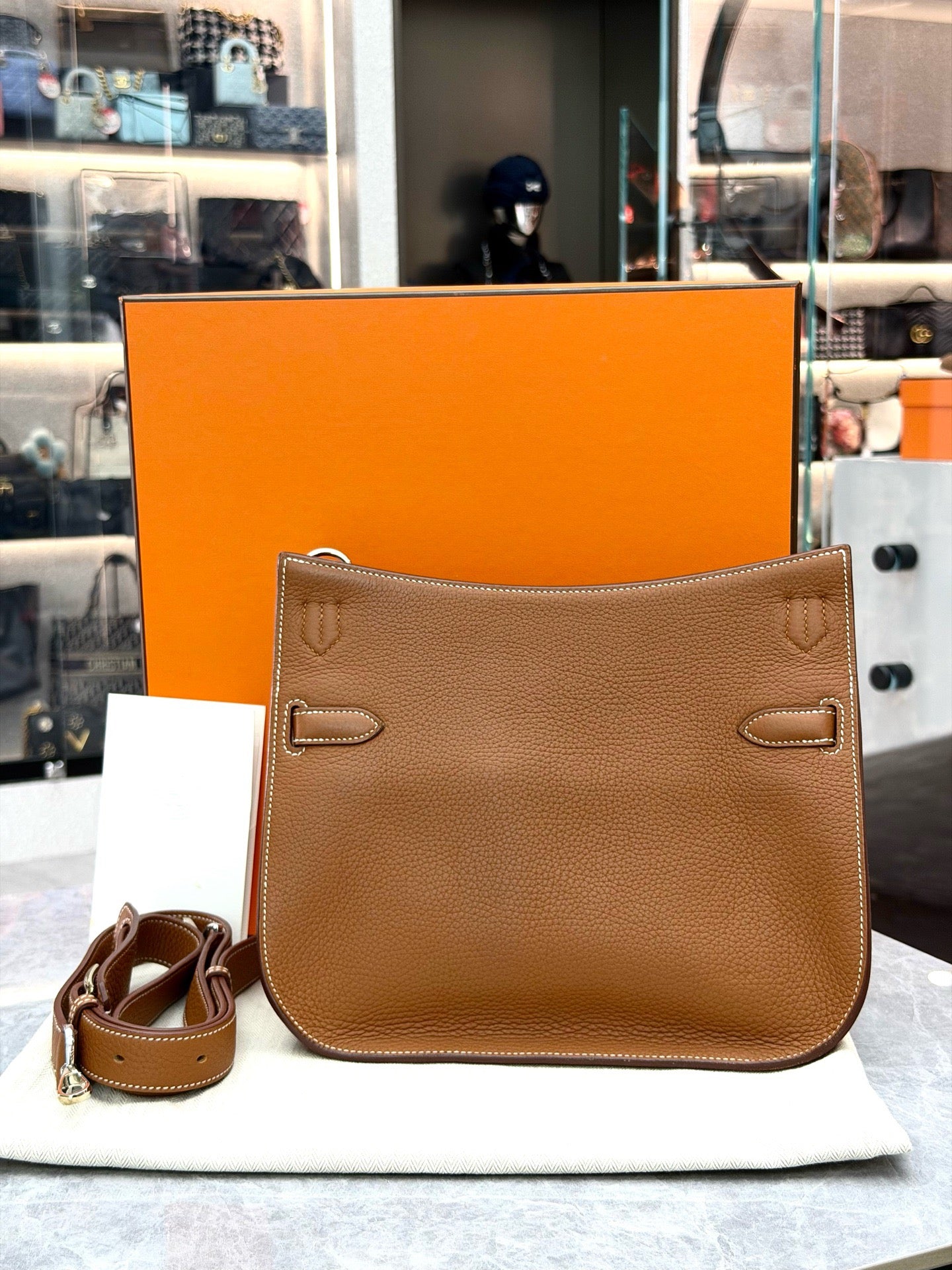 Hermes Taurillon Clemence Jypsiere 28 Gold (Y stamp)