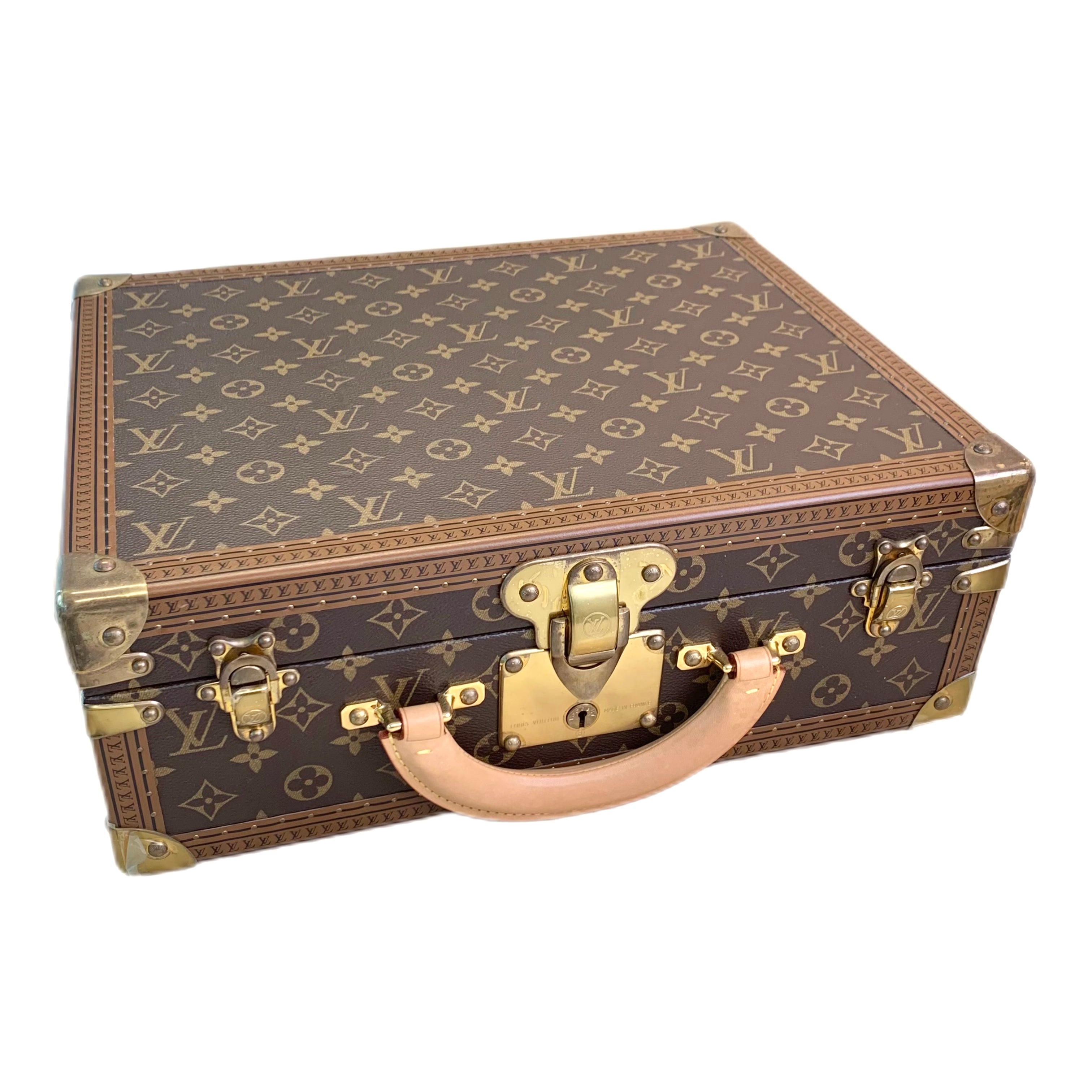 Louis Vuitton  Cotteville 40